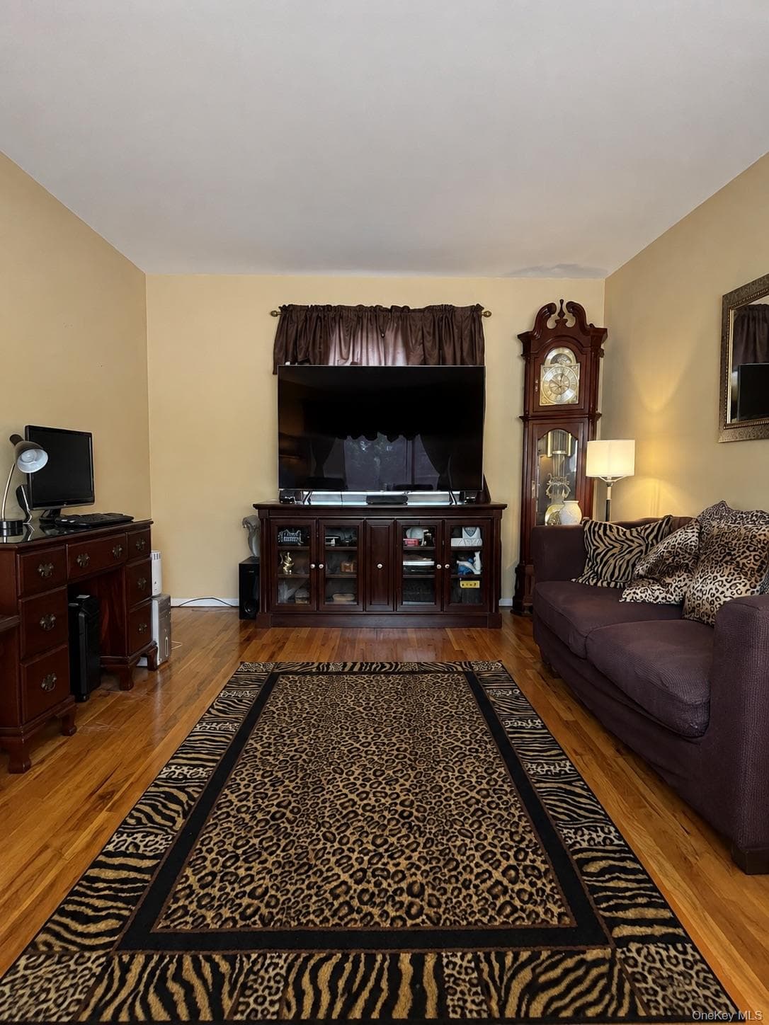 1340 Mac Donough Place thumbnail 3