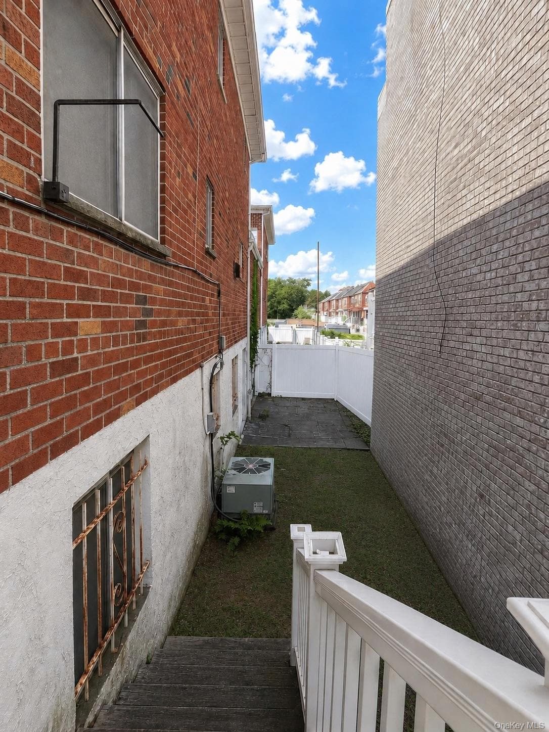 1340 Mac Donough Place thumbnail 43