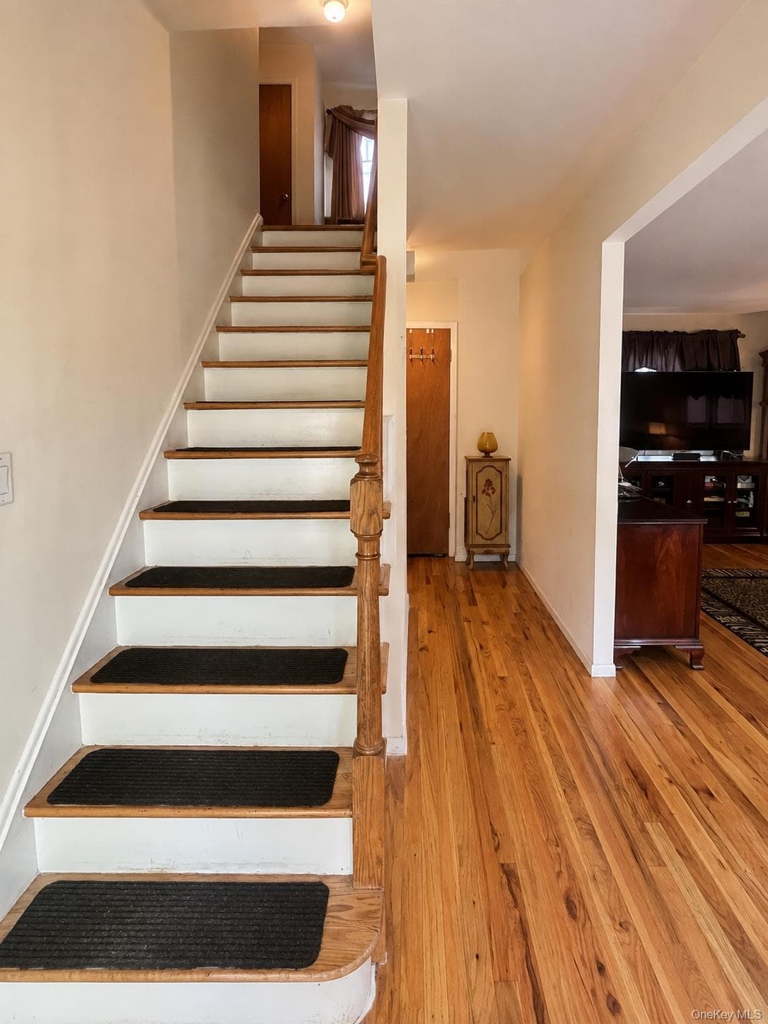 1340 Mac Donough Place thumbnail 5