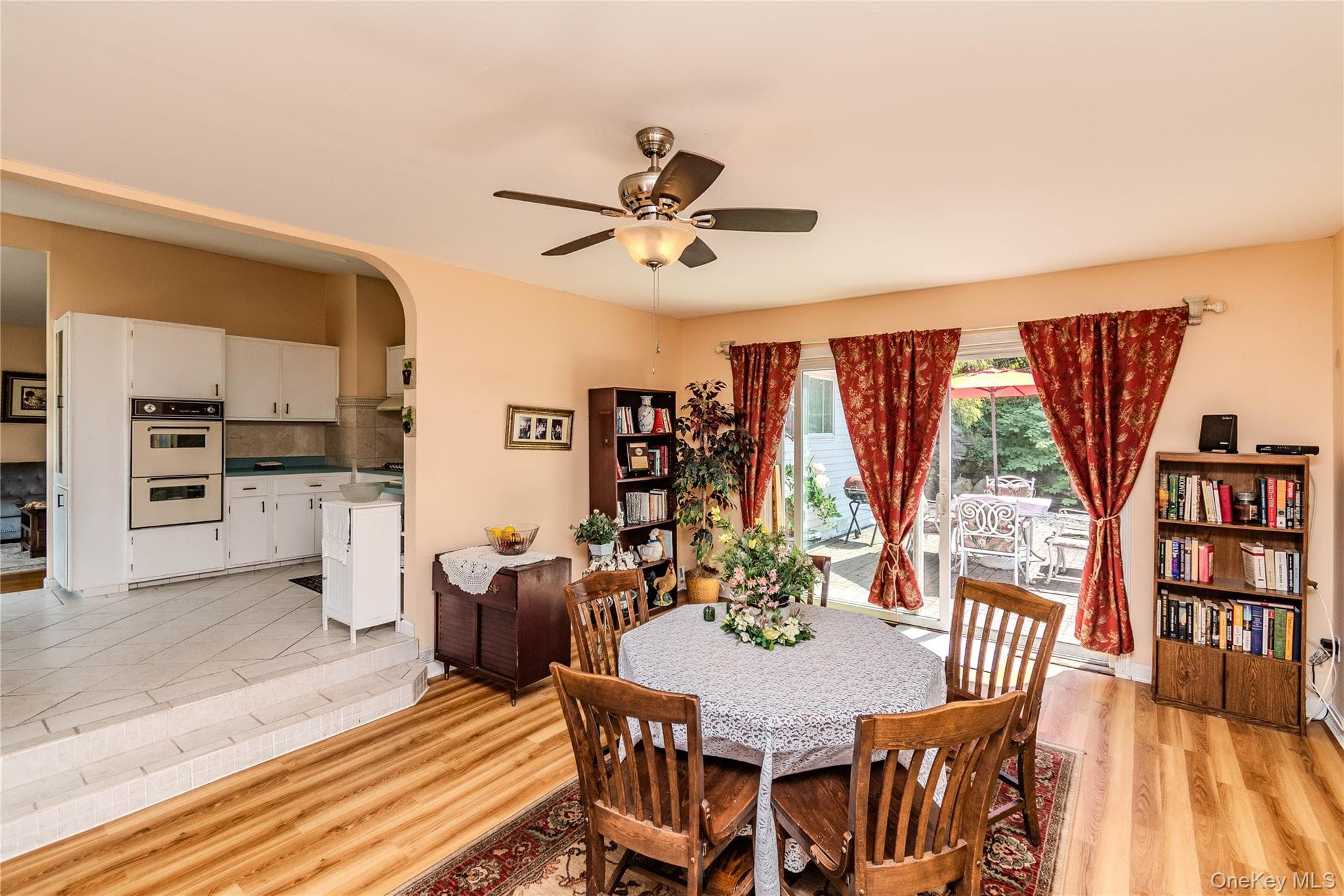 210 Lake Shore Drive thumbnail 17