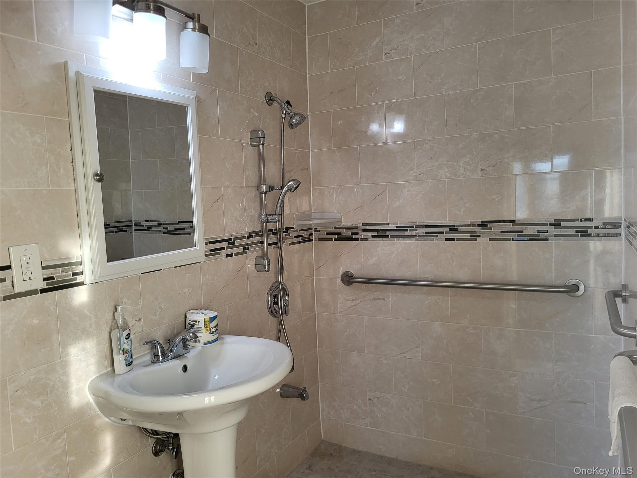 3131 Grand Concourse Unit: 8H thumbnail 23