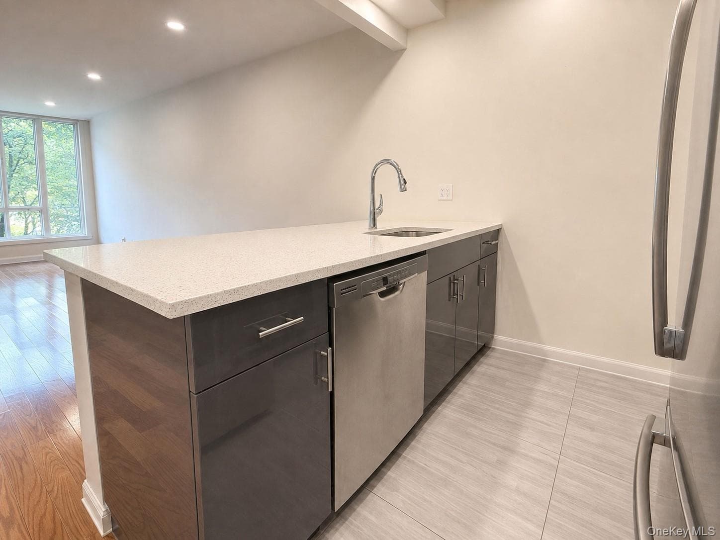 5602 31st Avenue Unit: 2A thumbnail 3