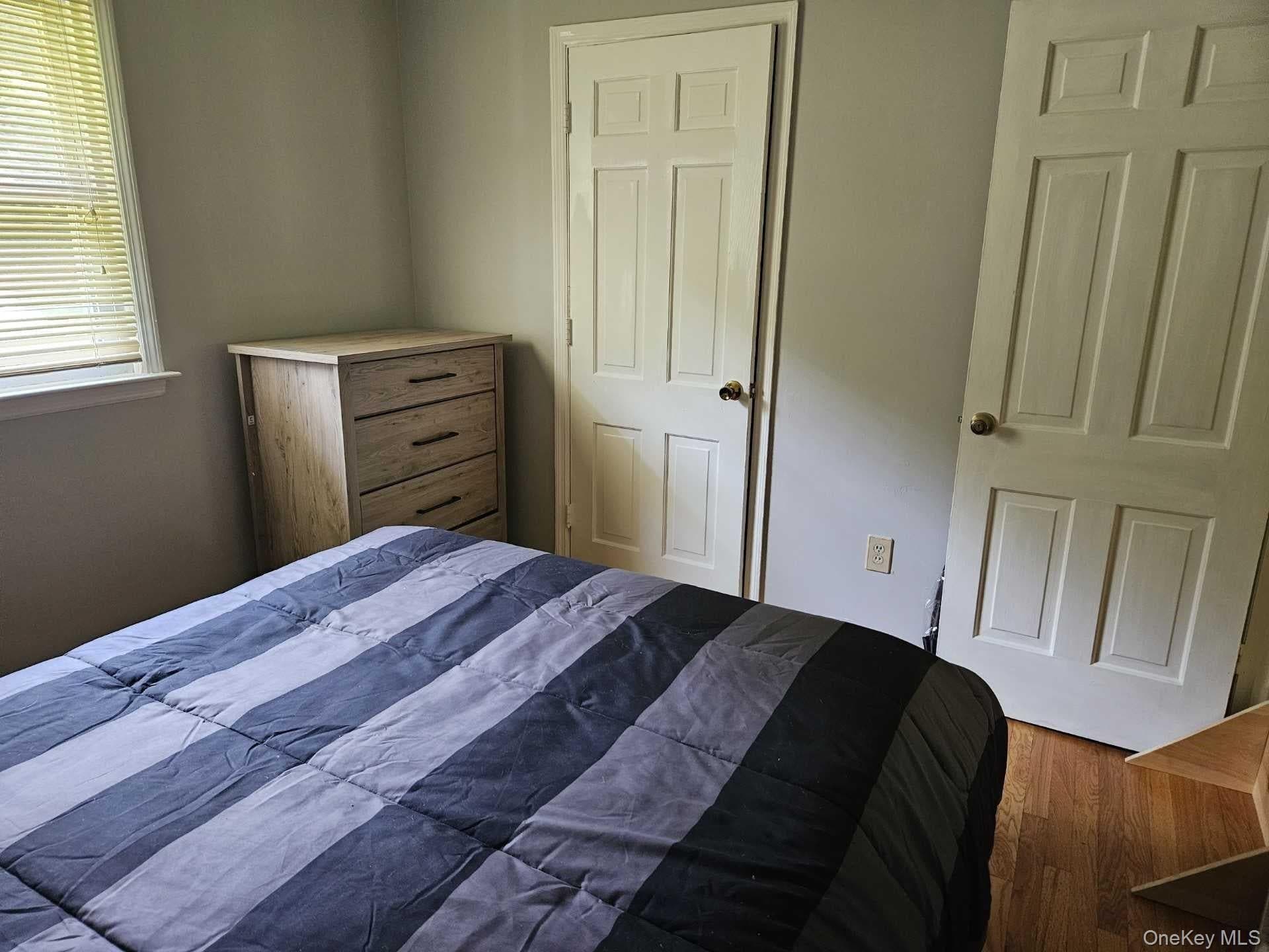 21 Verplanck Avenue thumbnail 7