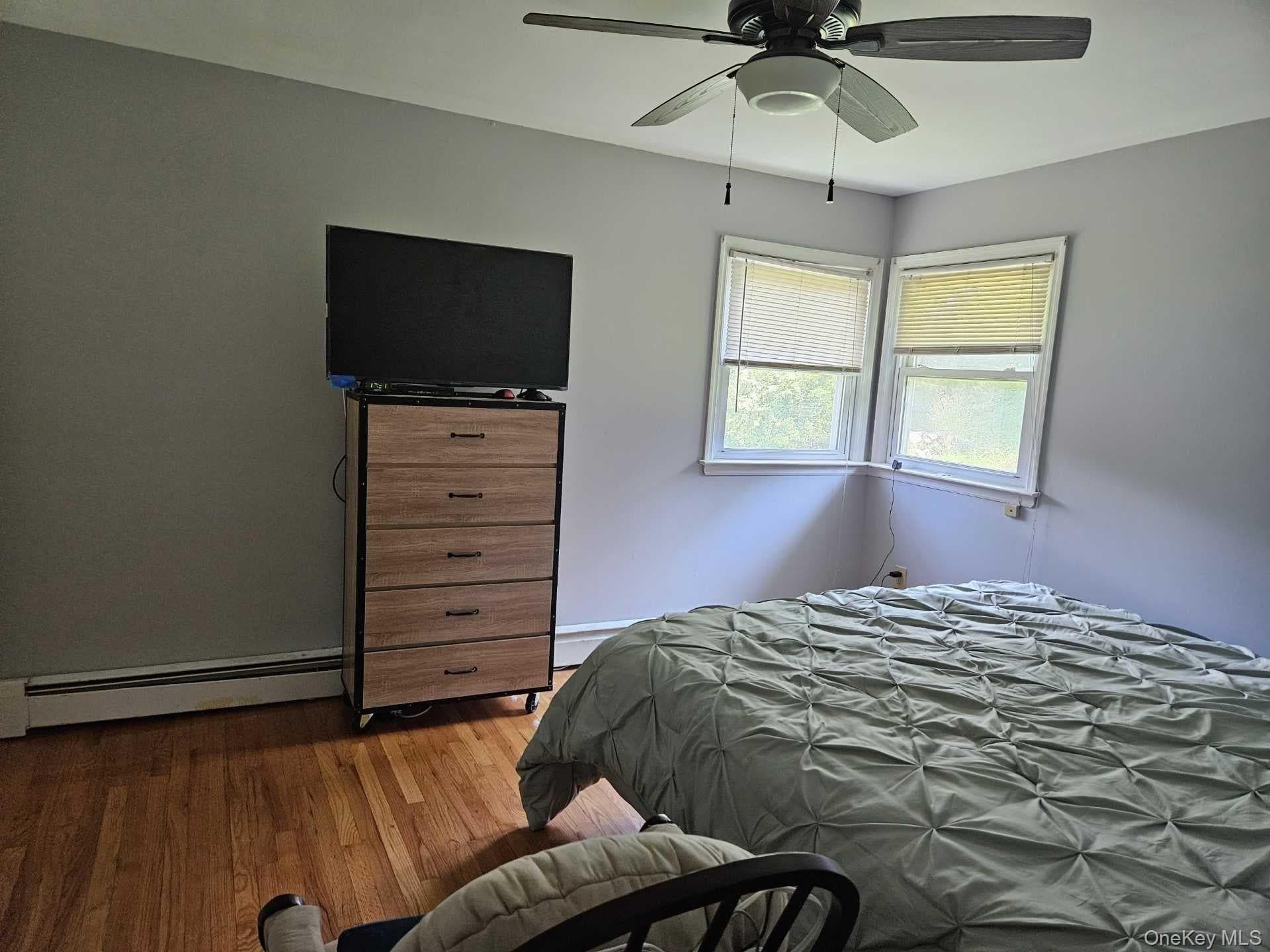 21 Verplanck Avenue thumbnail 12
