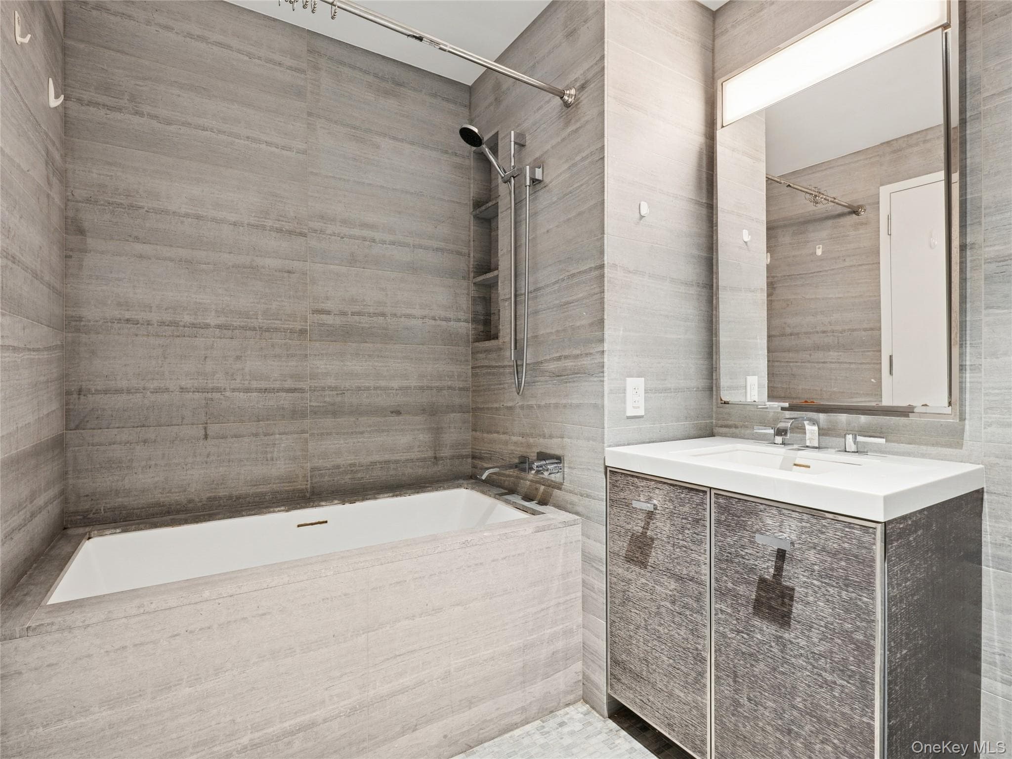 252 South Street Unit: 68K thumbnail 15