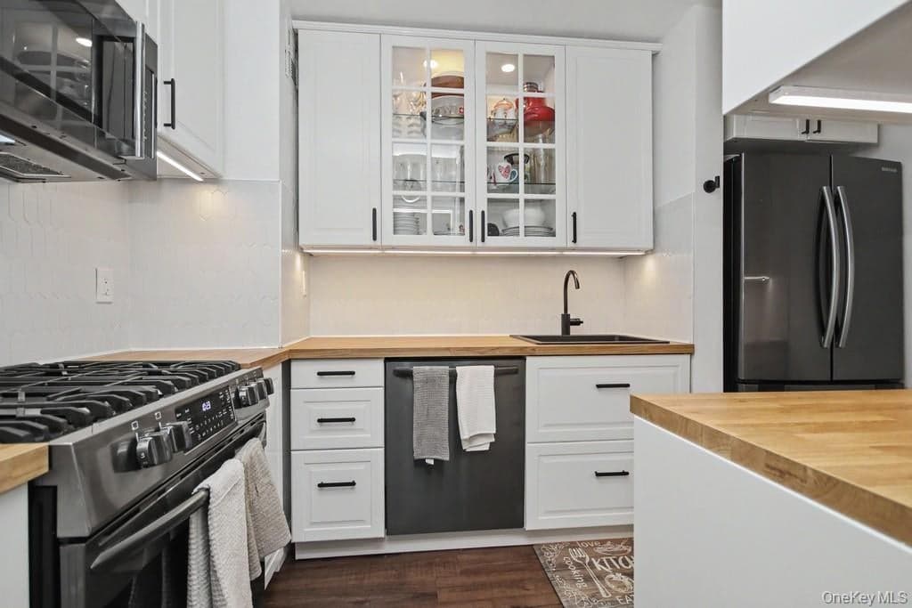 119 S Highland Avenue Unit: 5E thumbnail 4