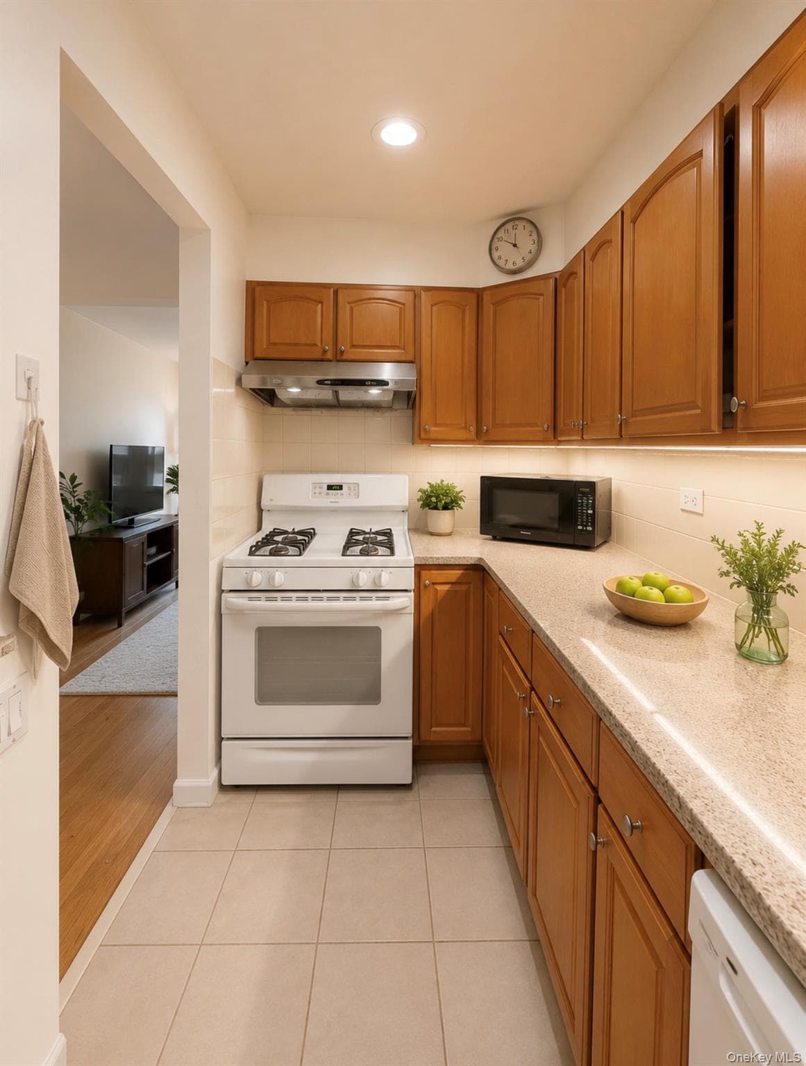 14470 41st Avenue Unit: 6 thumbnail 4