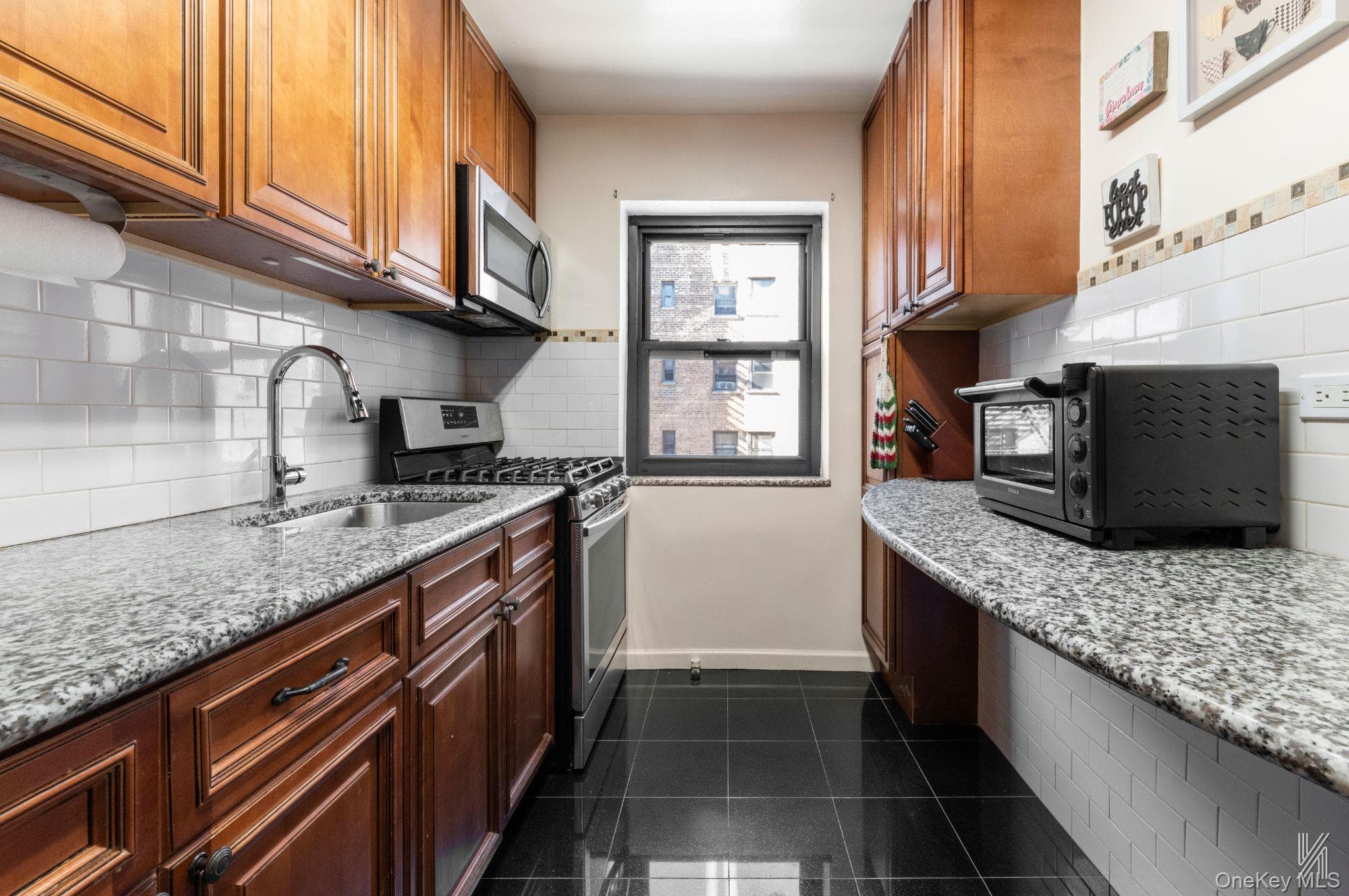 34-10 94th Street Unit: 3D, Jackson Heights