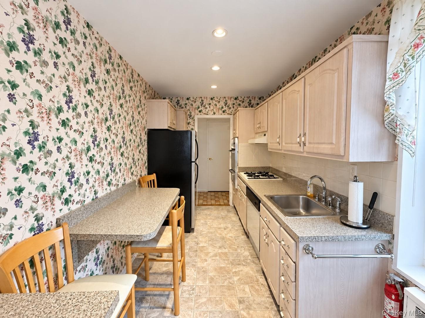 209-15 18th Avenue Unit: 6F thumbnail 9