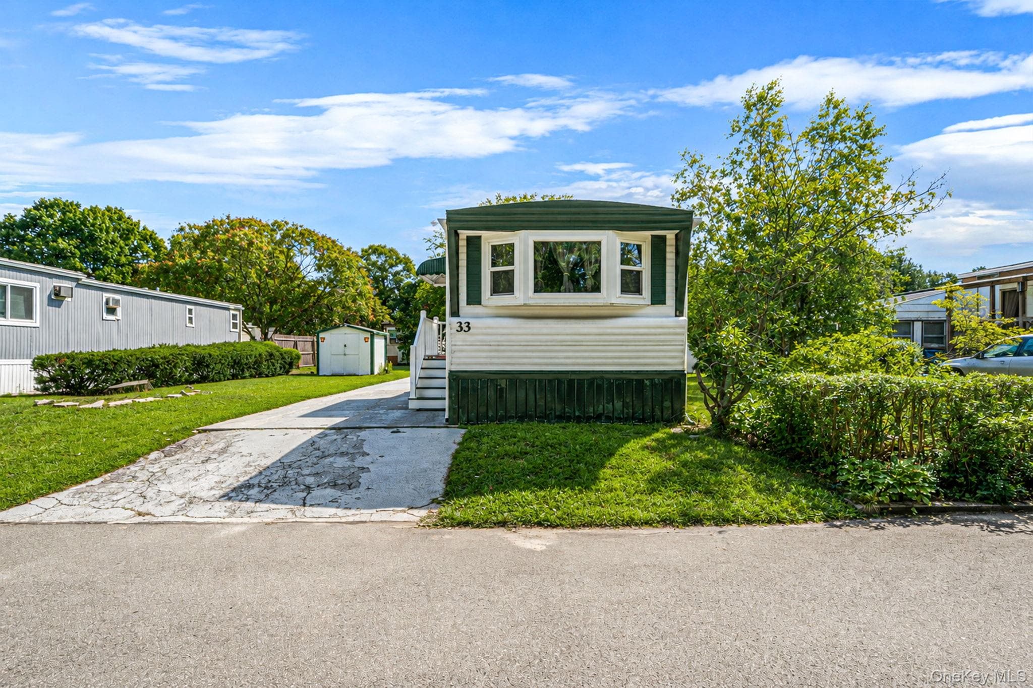 33 Valley Forge Drive DR thumbnail 3