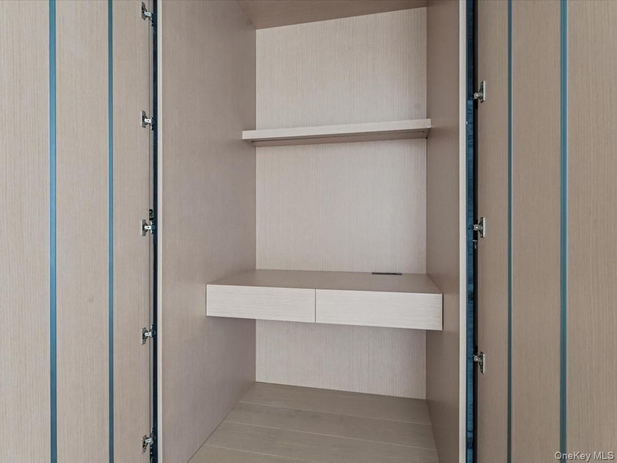 250 E 25th Street Unit: 9B thumbnail 15
