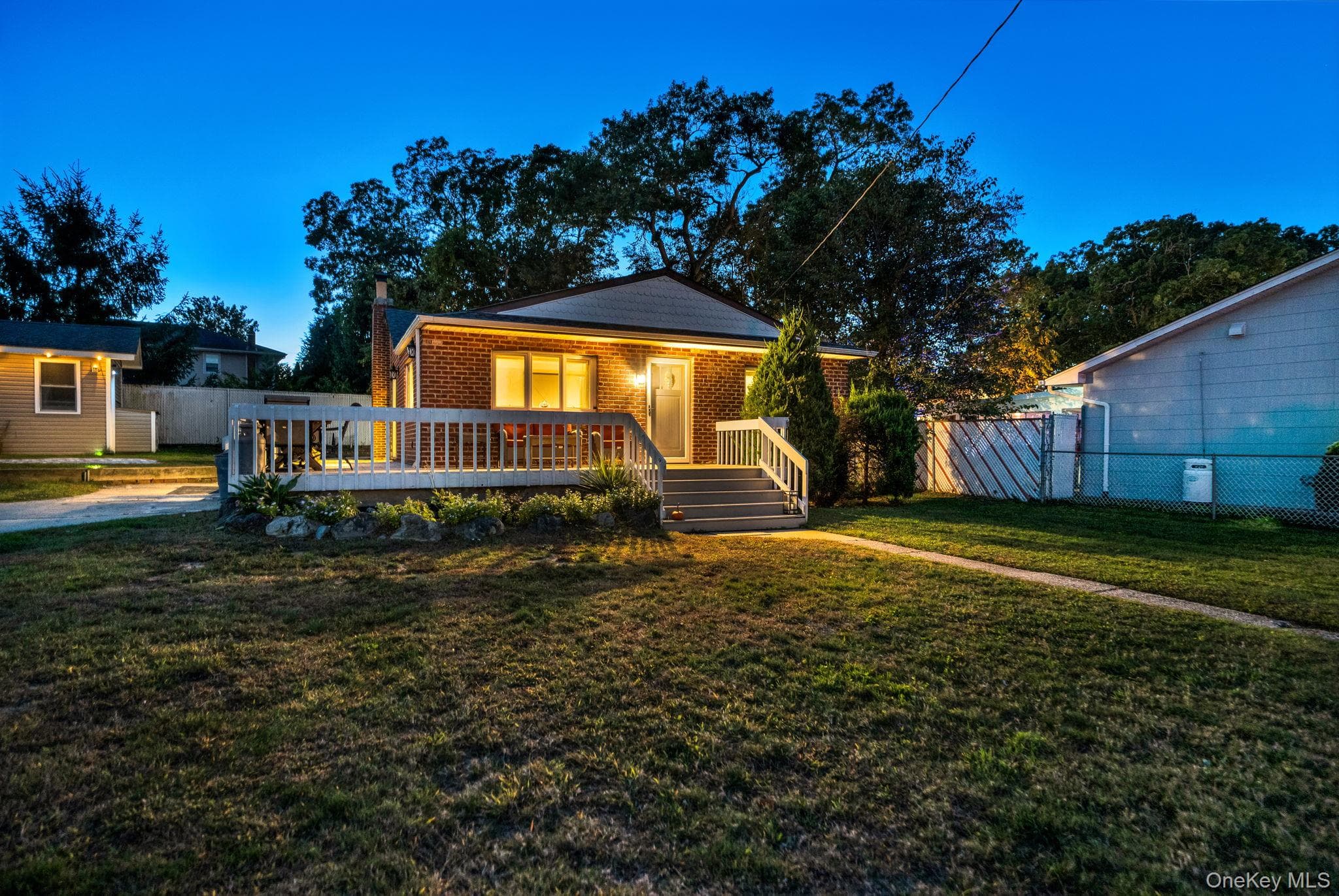 629 East Drive thumbnail 3