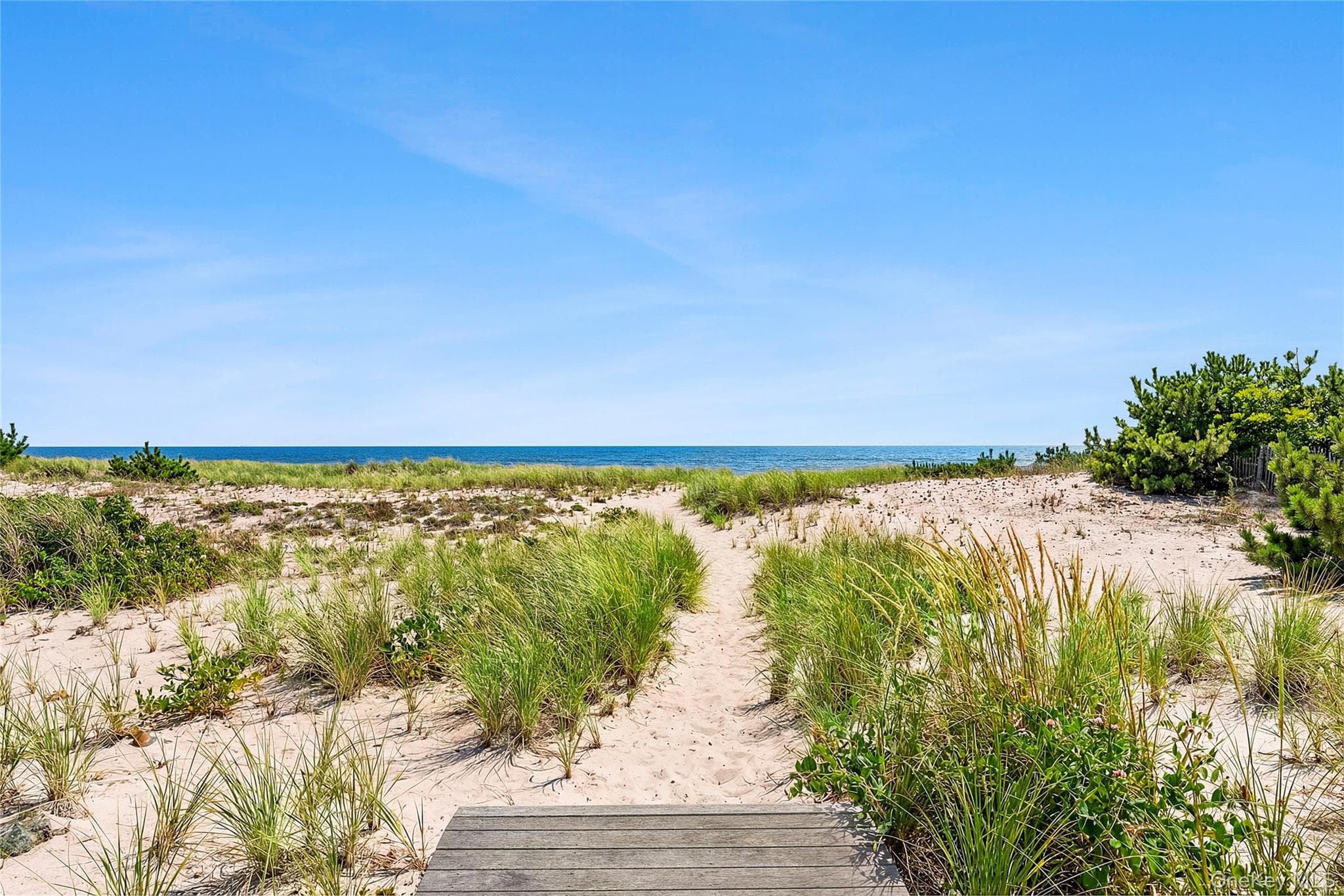 617 Dune Road thumbnail 21