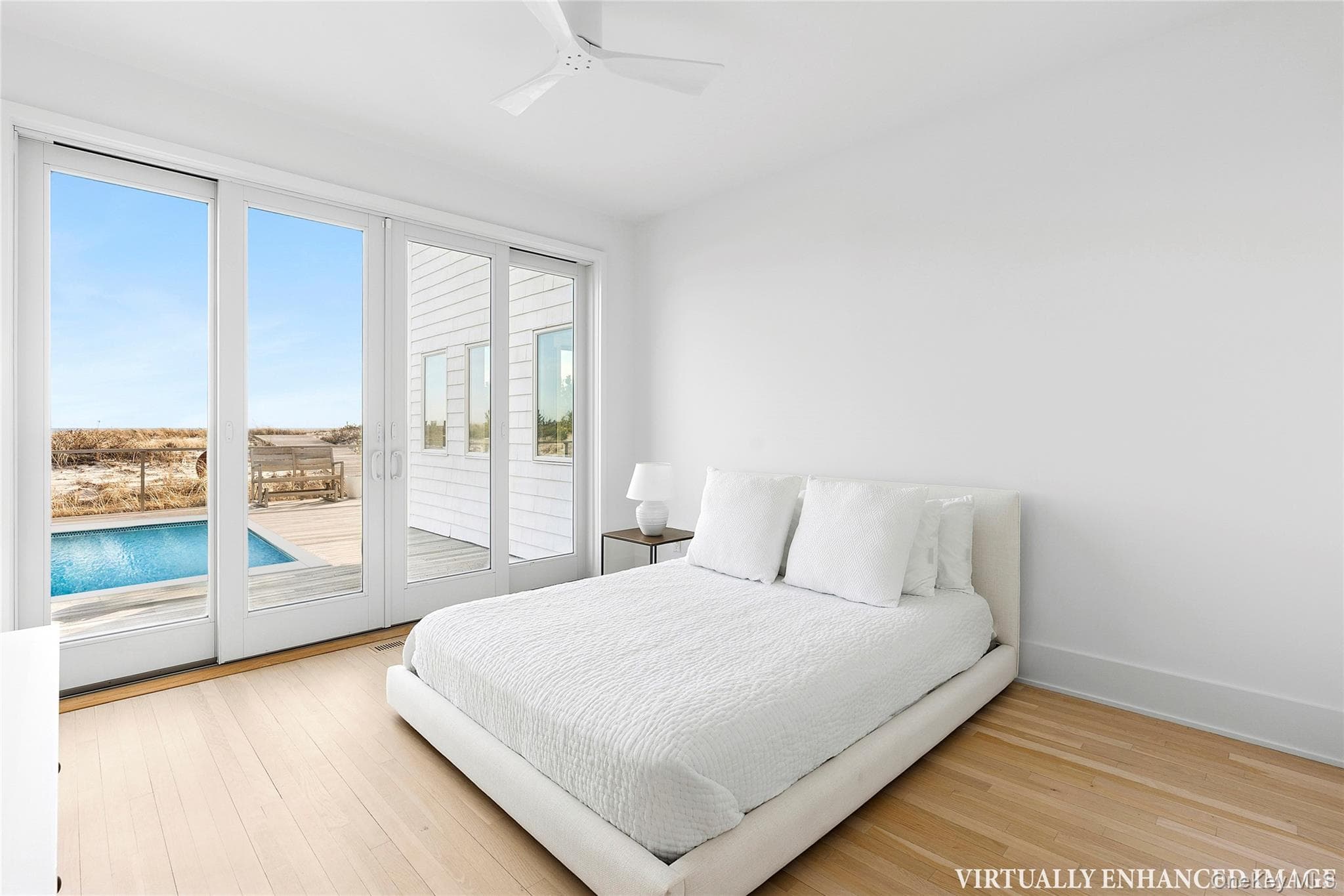 617 Dune Road thumbnail 12