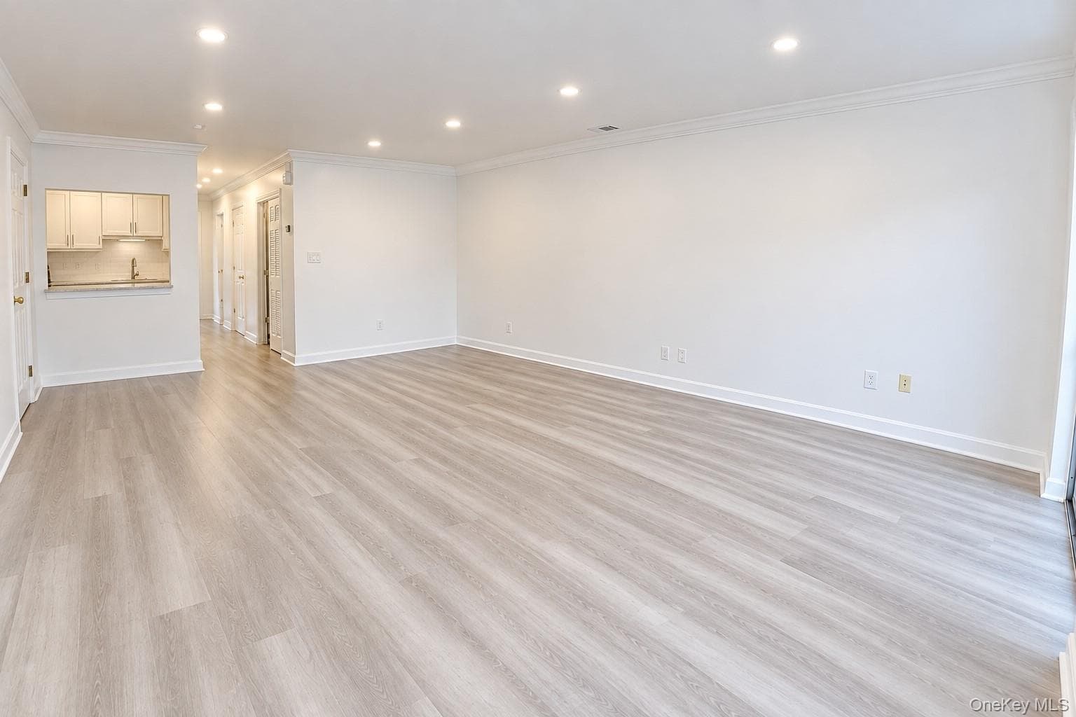 12303 Lax Avenue Unit: B thumbnail 2