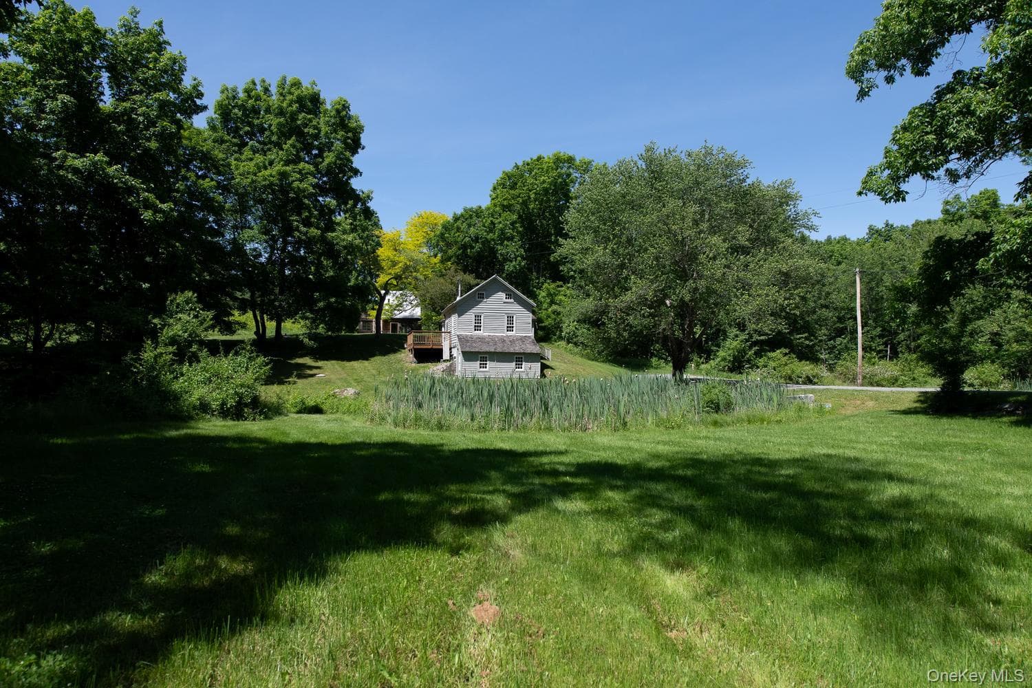 275 Pitts Road photo 1