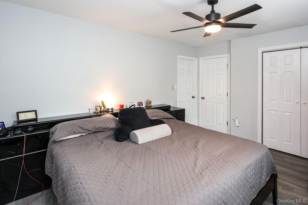 555 N Windsor Avenue thumbnail 20