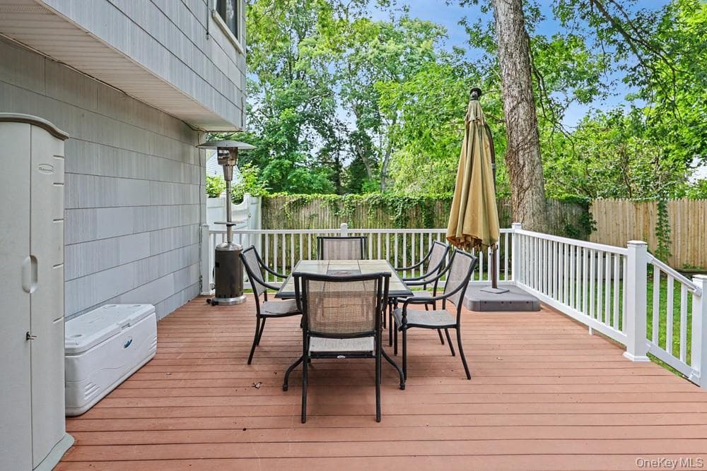 555 N Windsor Avenue thumbnail 24