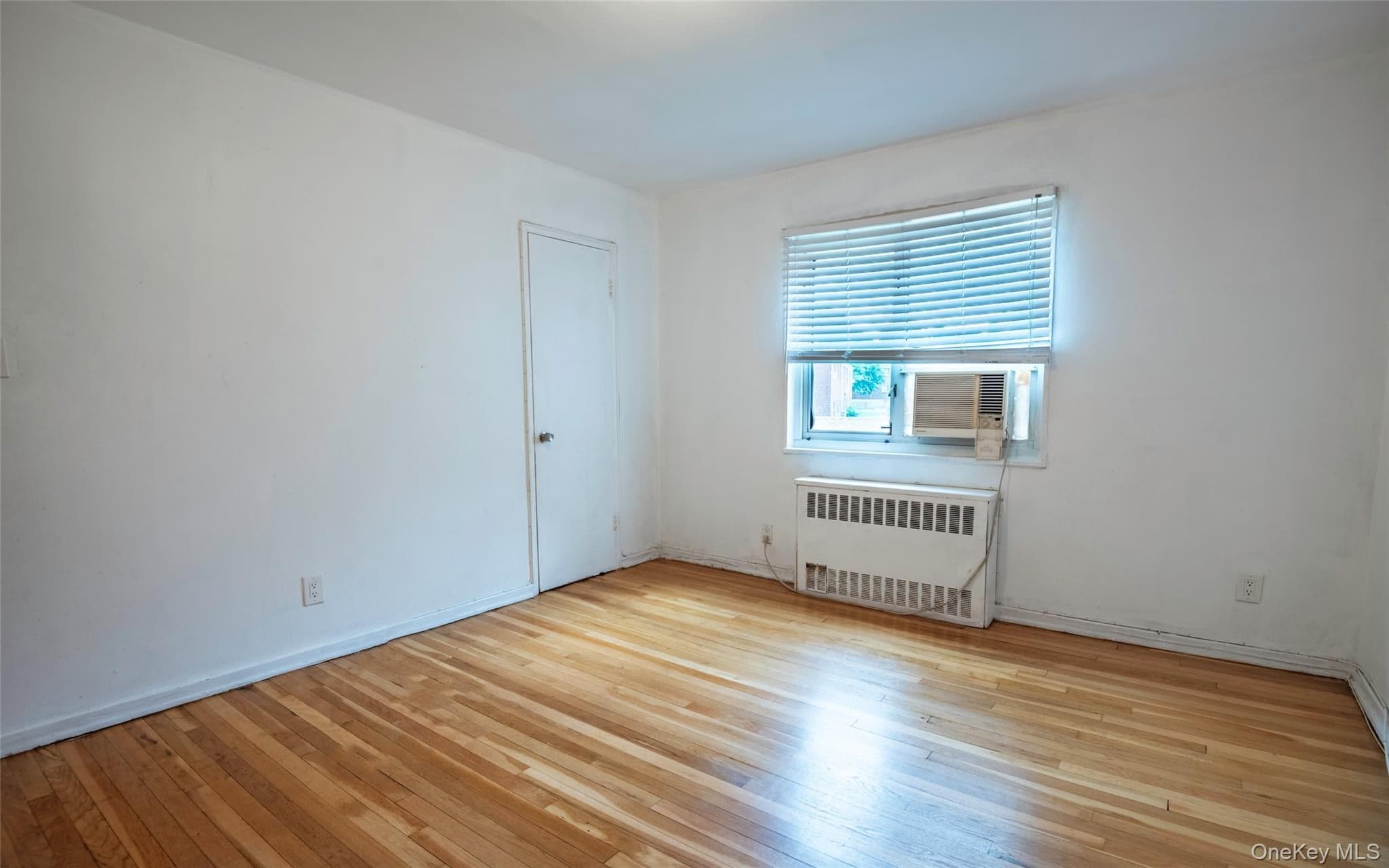 225-24 Manor Road Unit: 814 thumbnail 9