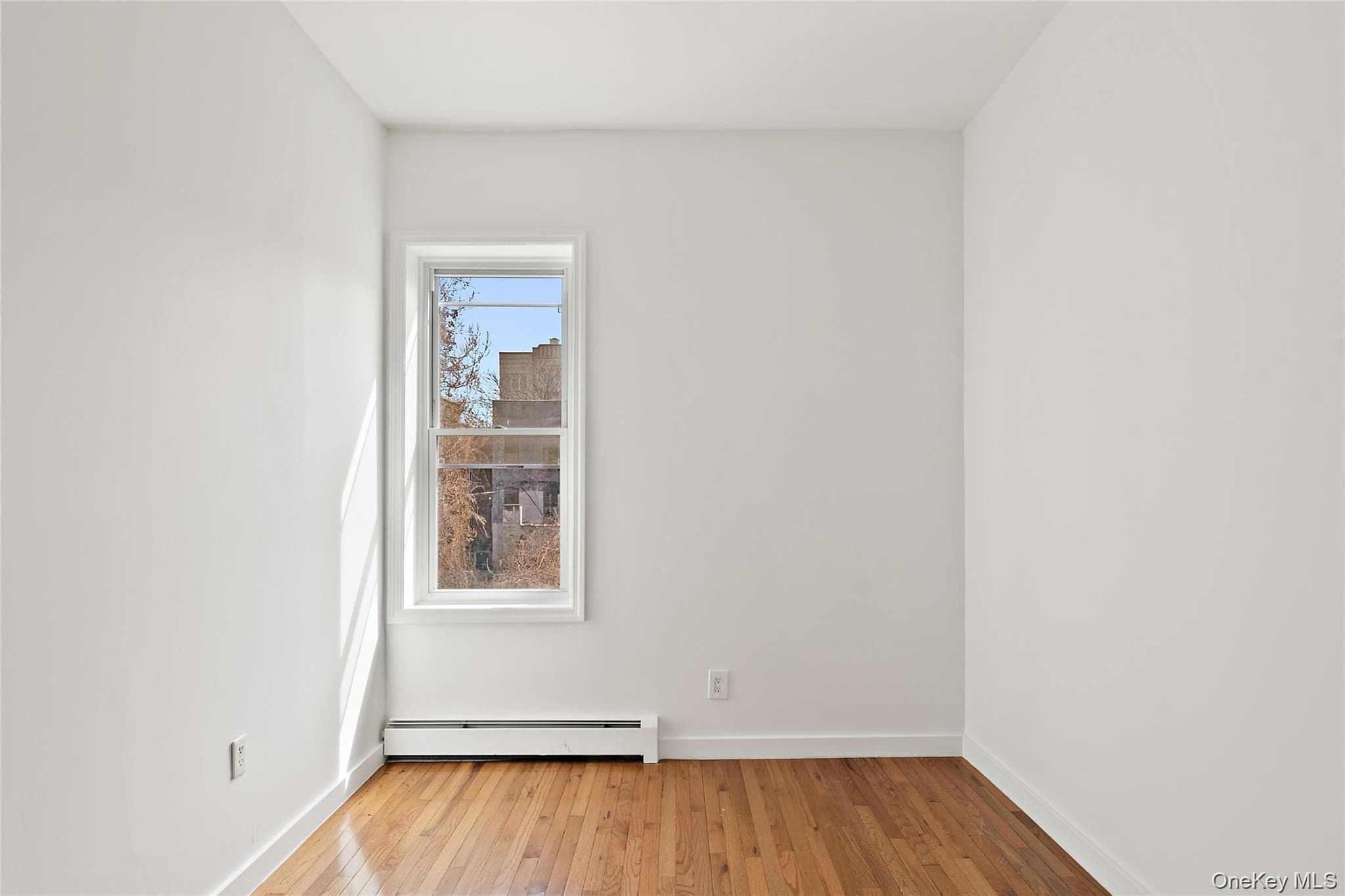 2308 Morris Avenue thumbnail 24