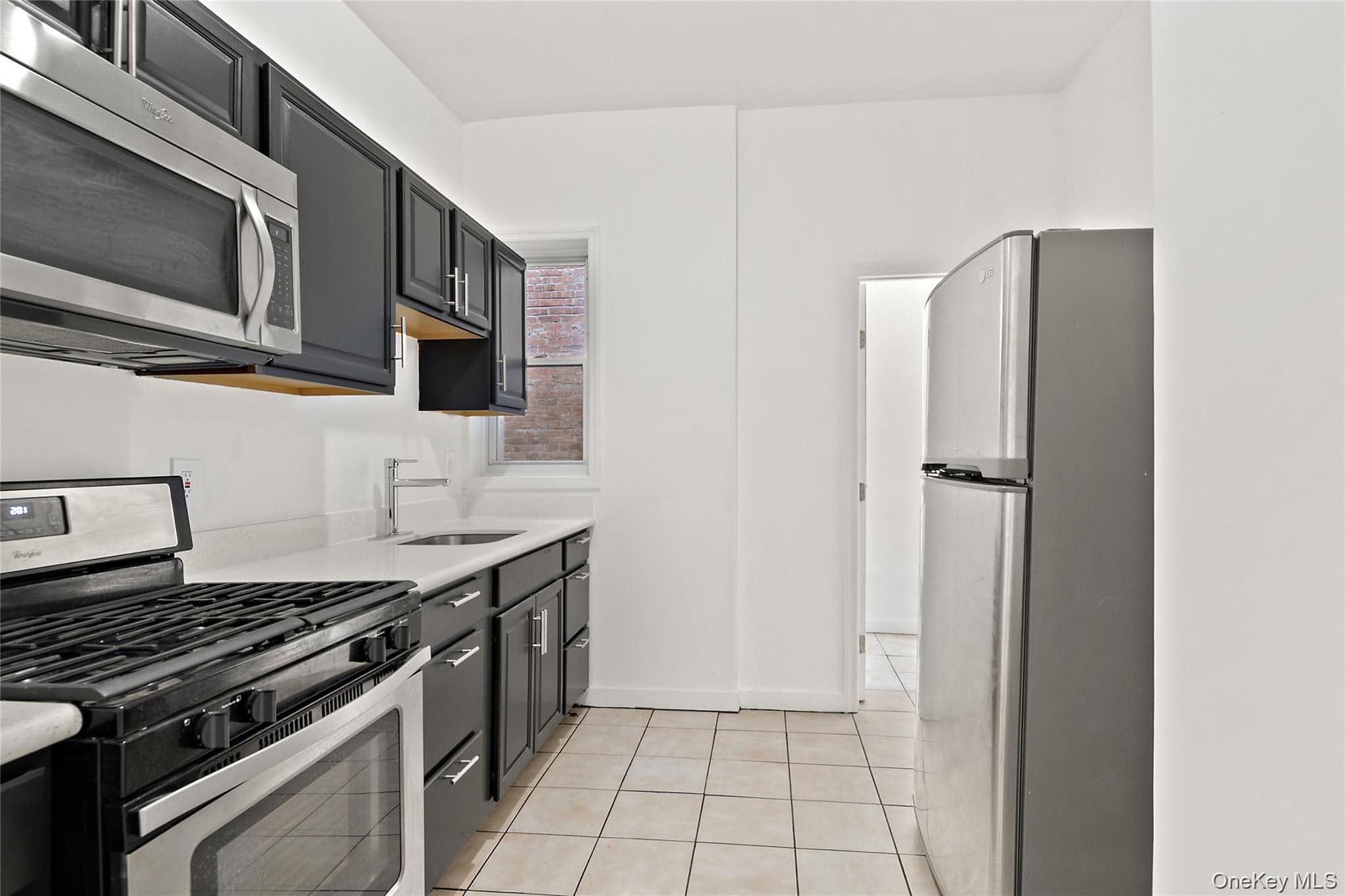 2308 Morris Avenue thumbnail 6