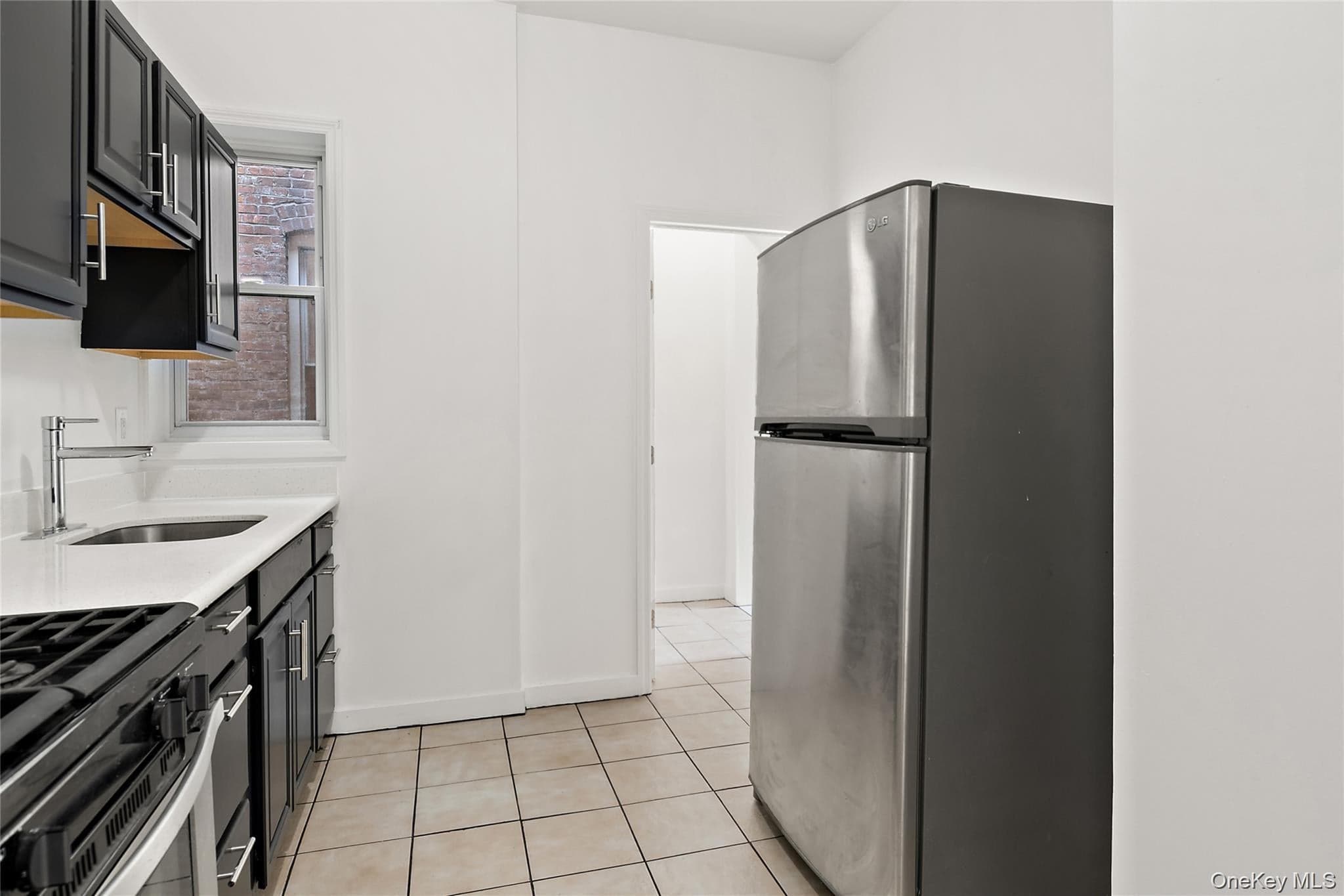 2308 Morris Avenue thumbnail 7