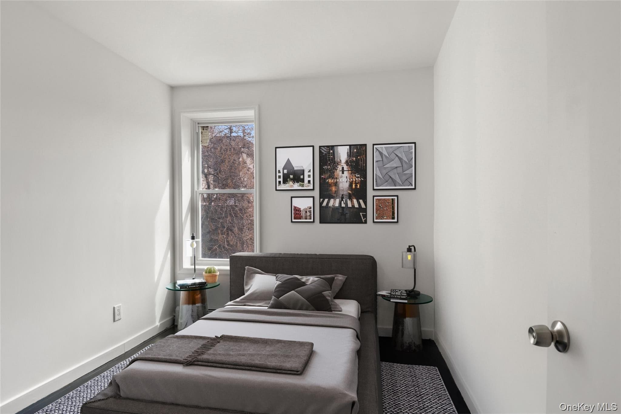 2308 Morris Avenue thumbnail 16