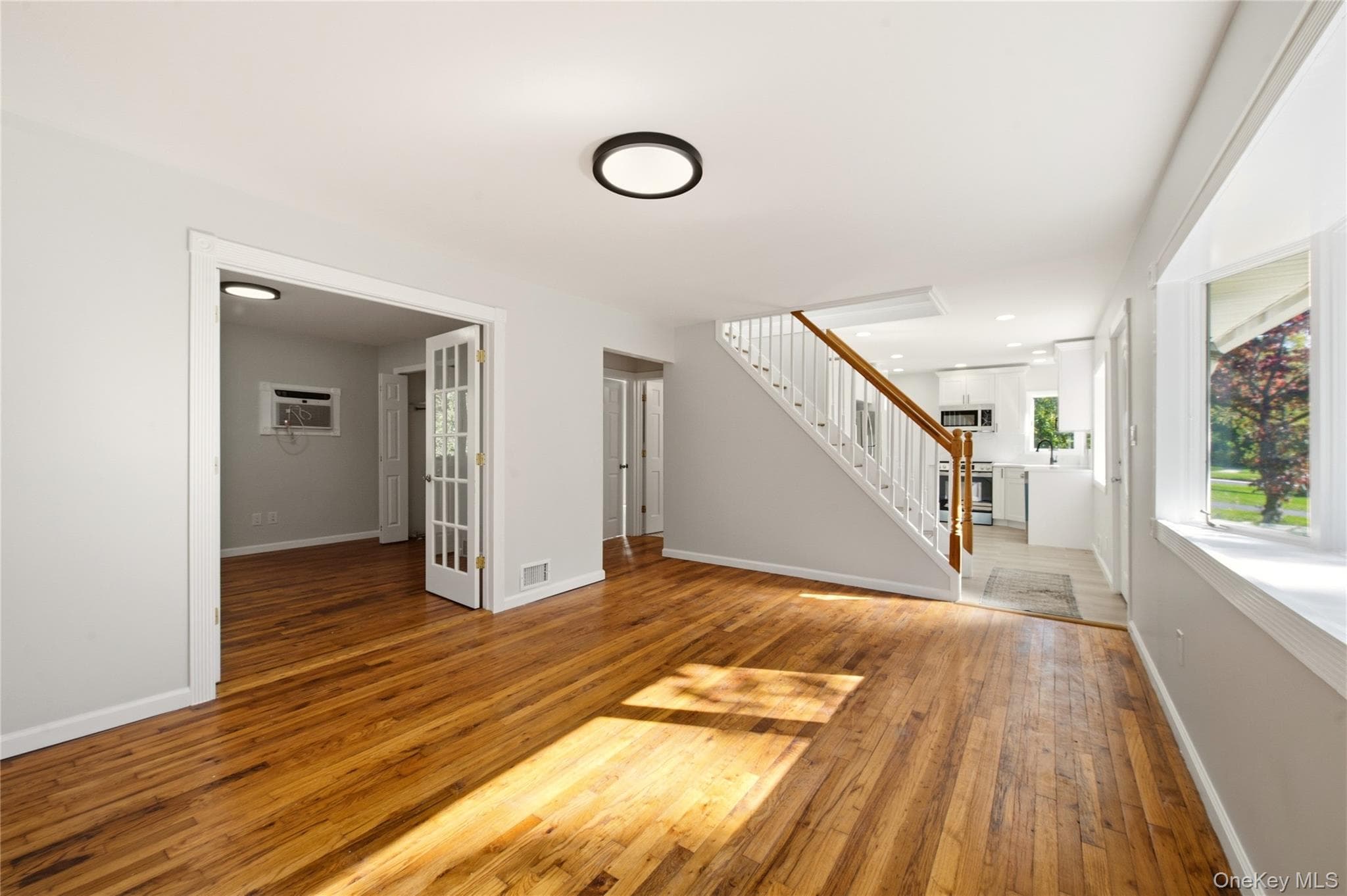 4 Elmont Lane thumbnail 12