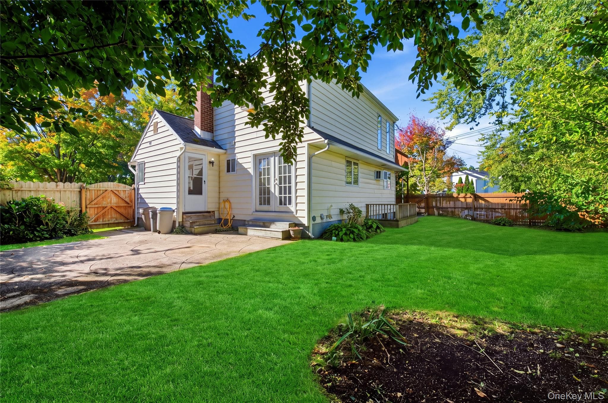 4 Elmont Lane thumbnail 32