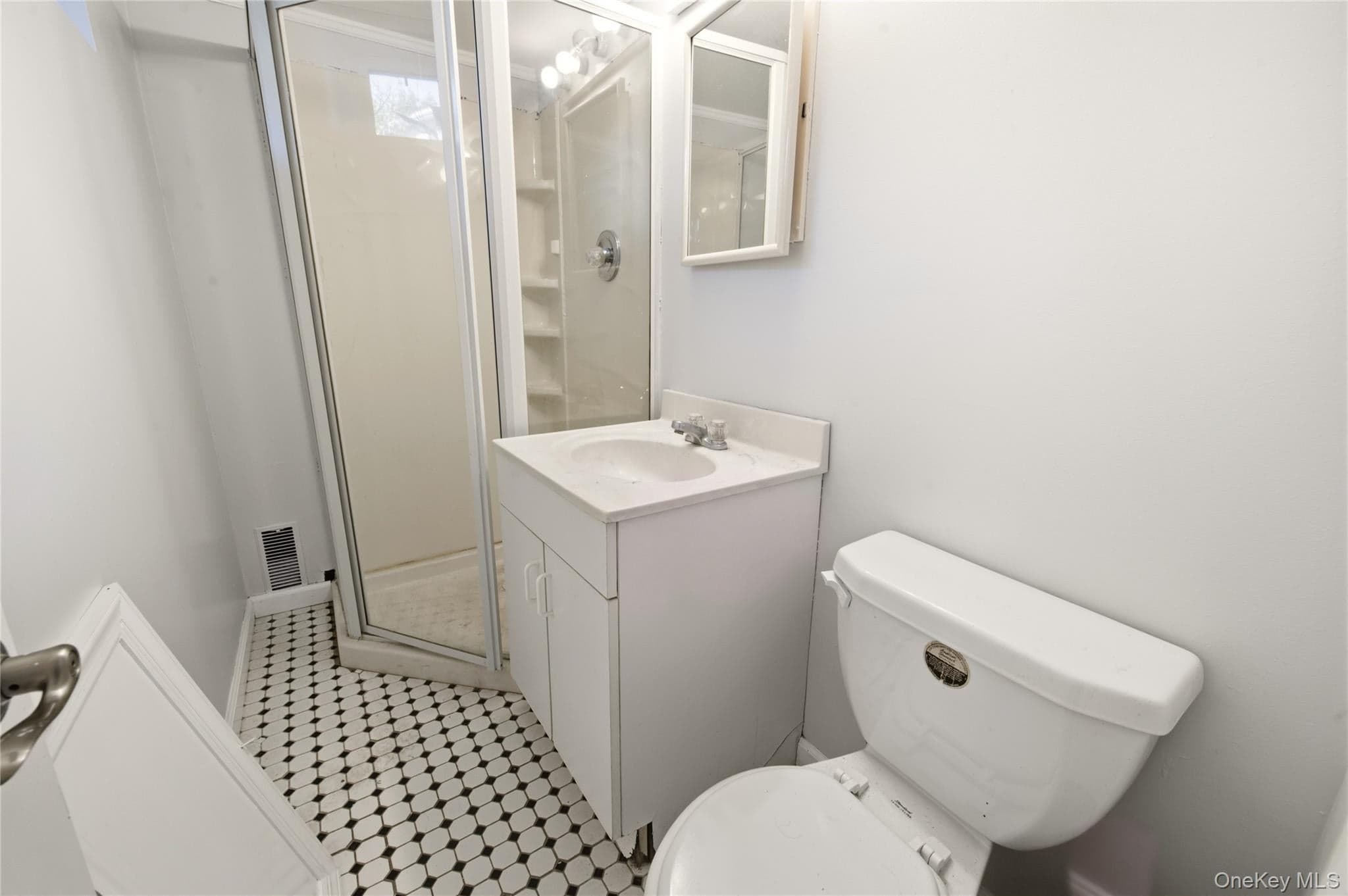 4 Elmont Lane thumbnail 22