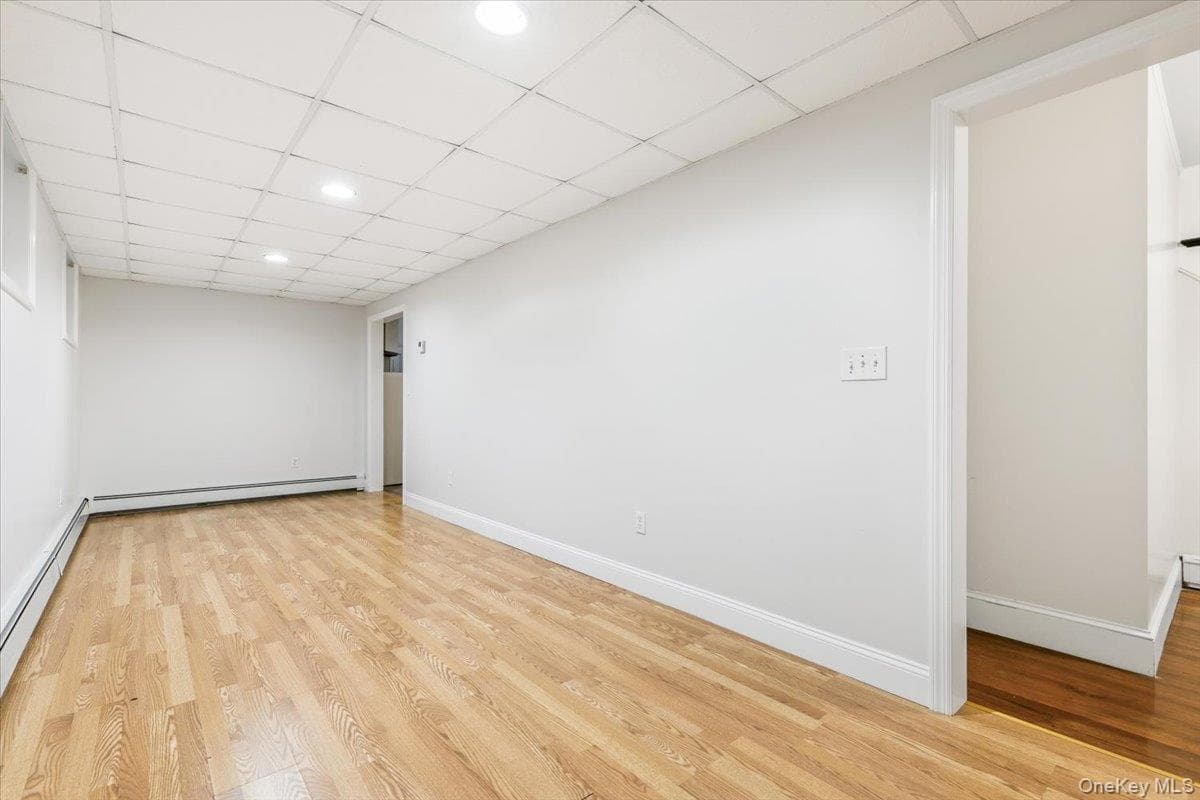 204 Voss Avenue thumbnail 6