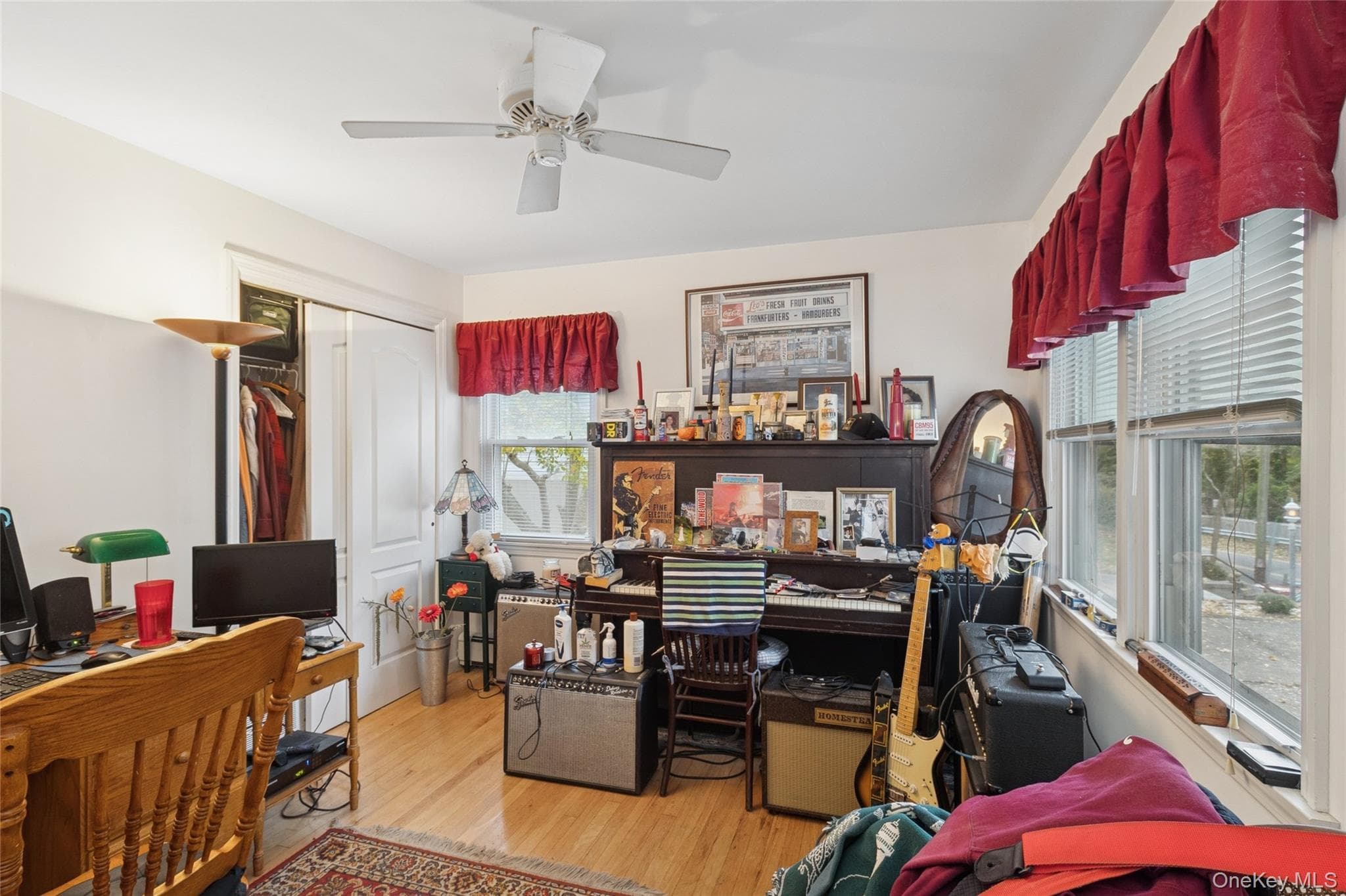 215 Hallock Landing Road thumbnail 26