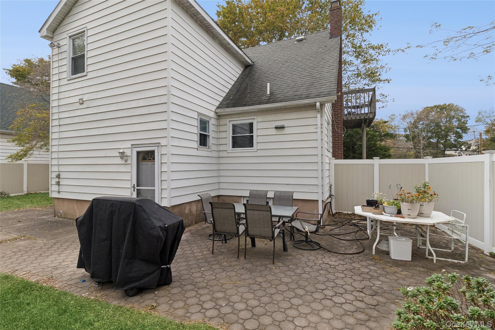 215 Hallock Landing Road thumbnail 23