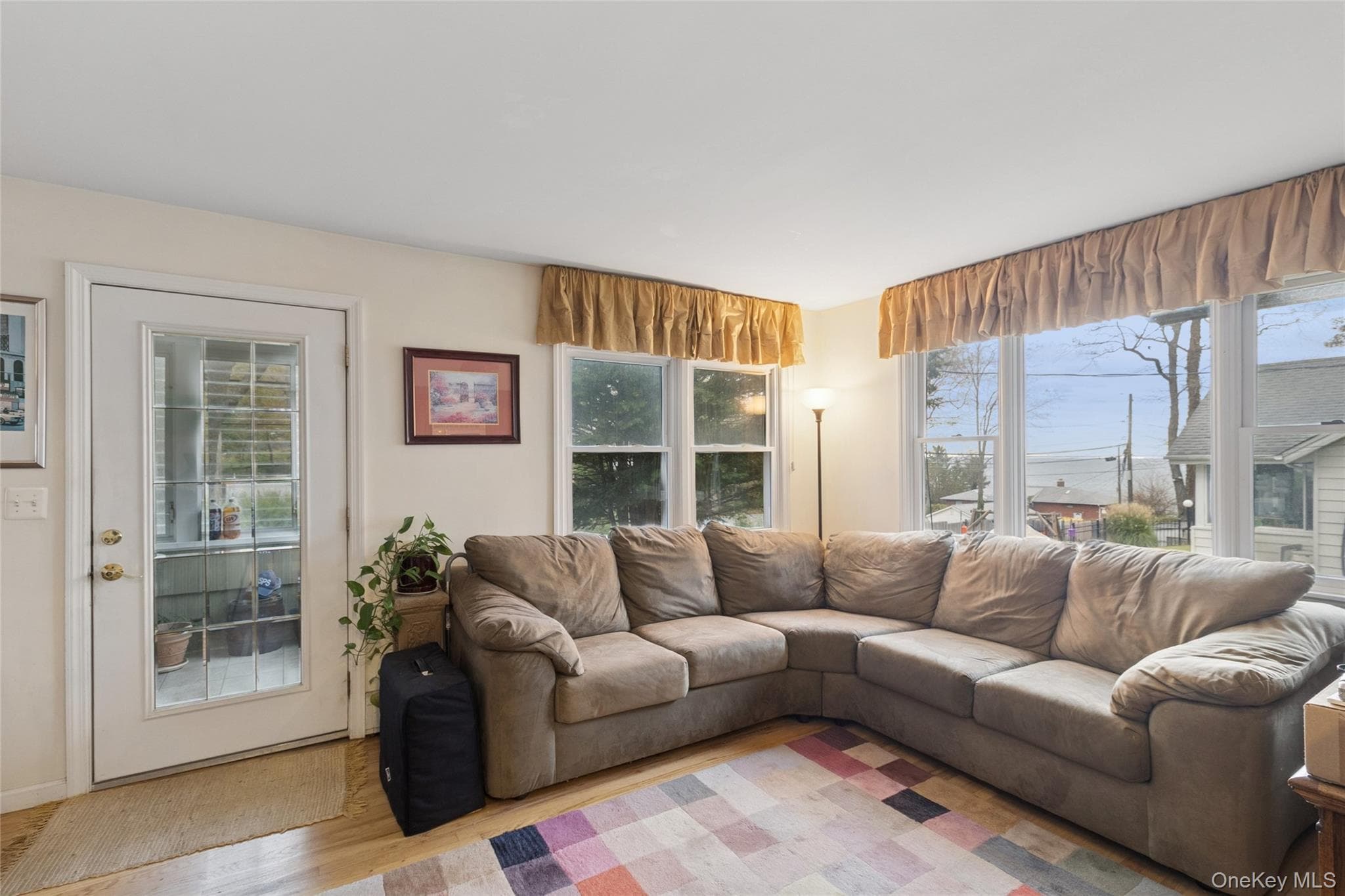 215 Hallock Landing Road thumbnail 9