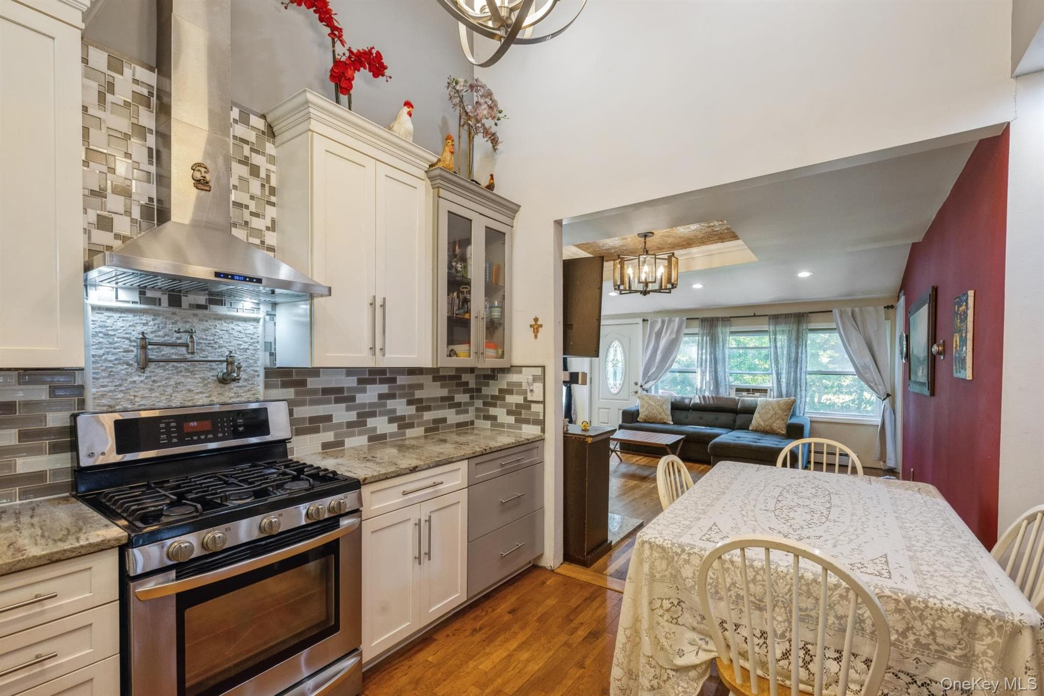 25 Tamarack Road thumbnail 12