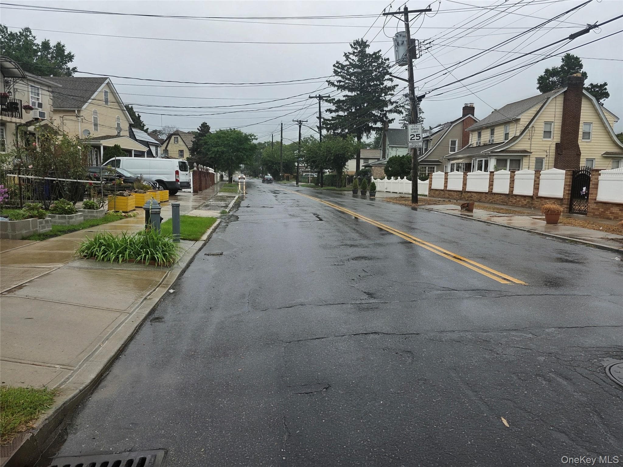 21531 Hollis Avenue thumbnail 5