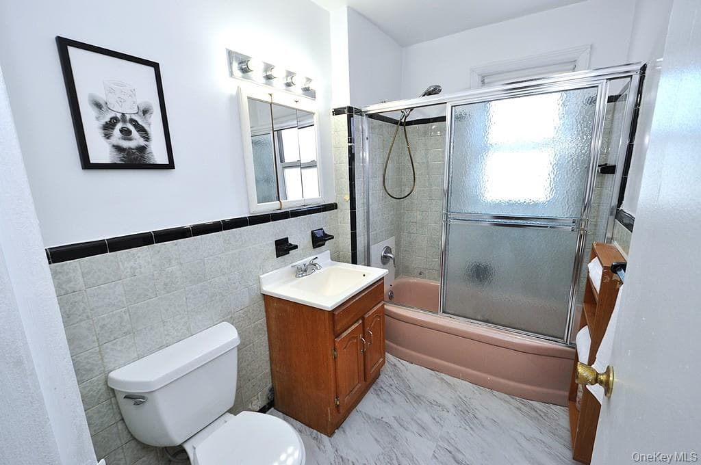 485 Webster Avenue Unit: B5 thumbnail 21