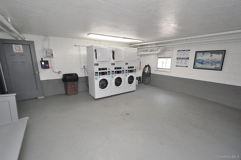 485 Webster Avenue Unit: B5 thumbnail 27