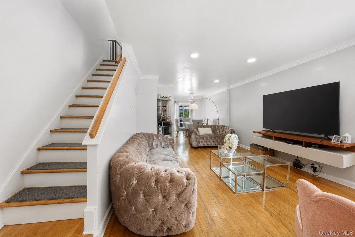 17 Abner Place thumbnail 11