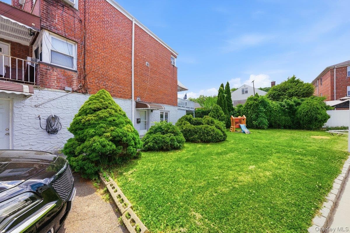 17 Abner Place thumbnail 25