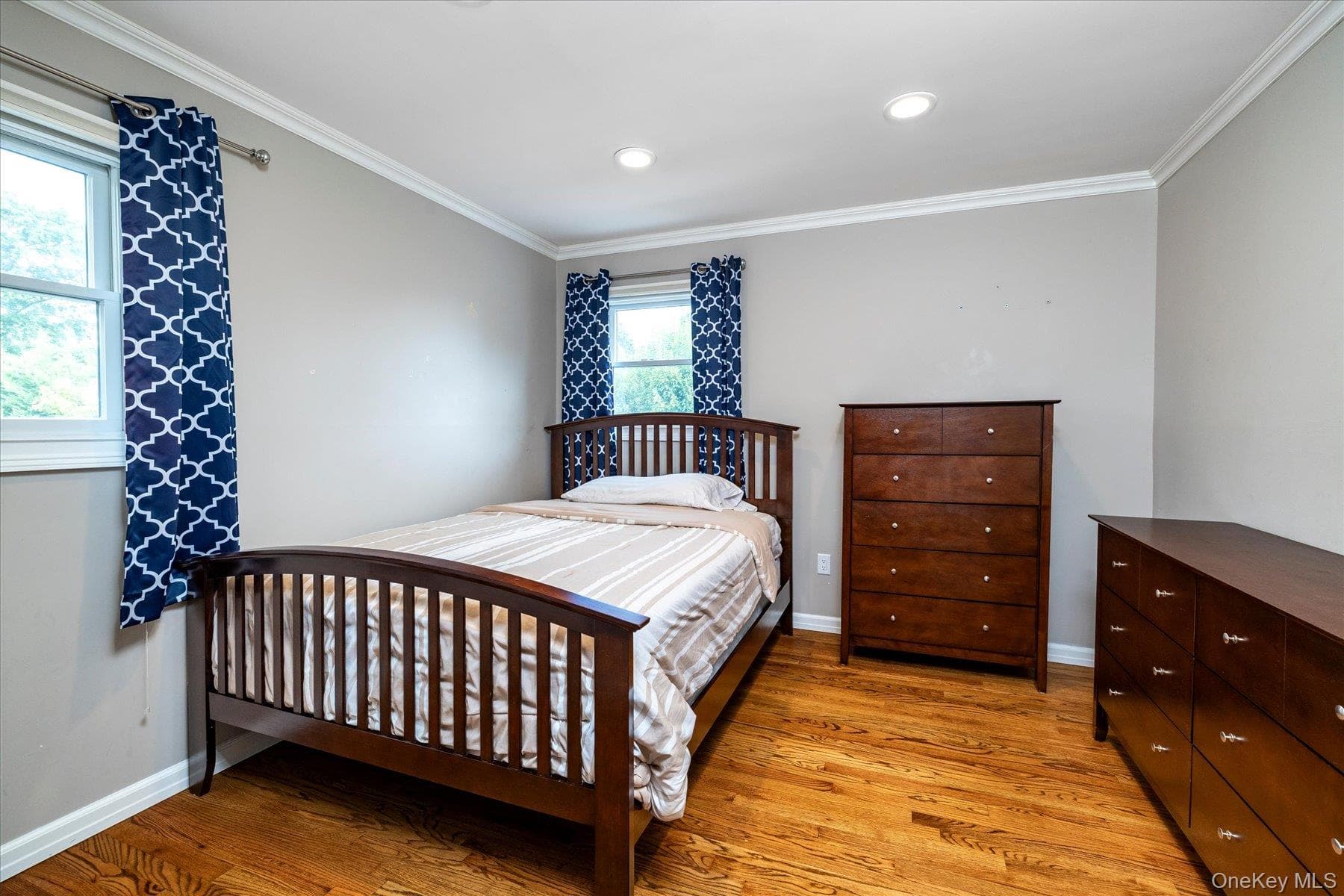 2126 Howell Street thumbnail 31