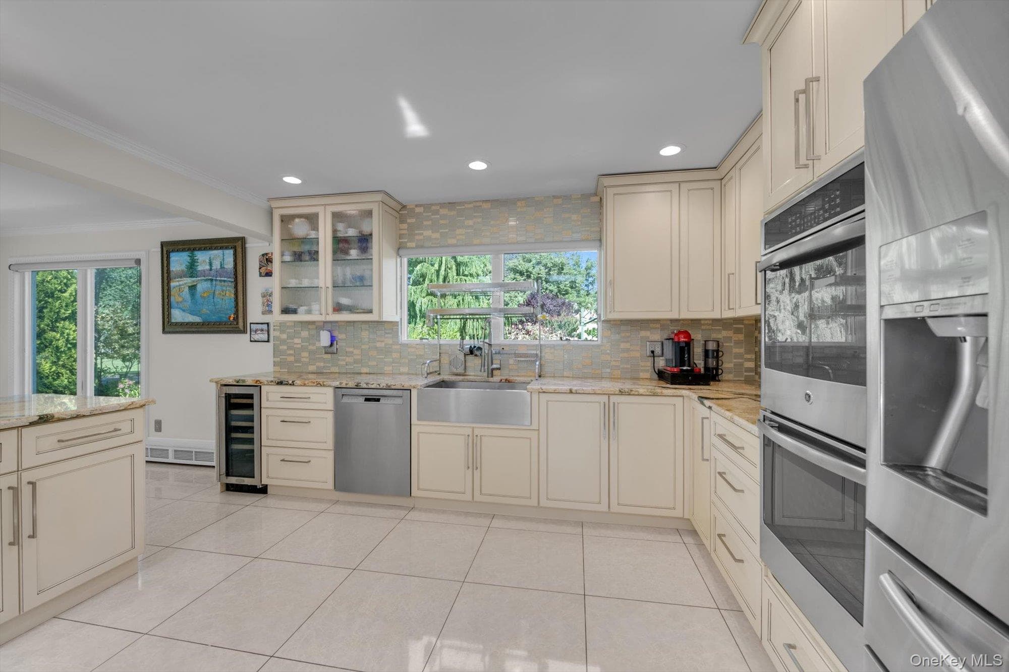 10 Macy Drive thumbnail 9