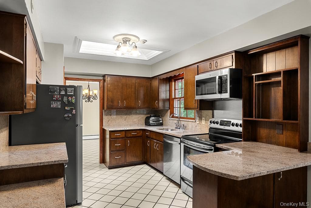 11 Carnelli Court thumbnail 16