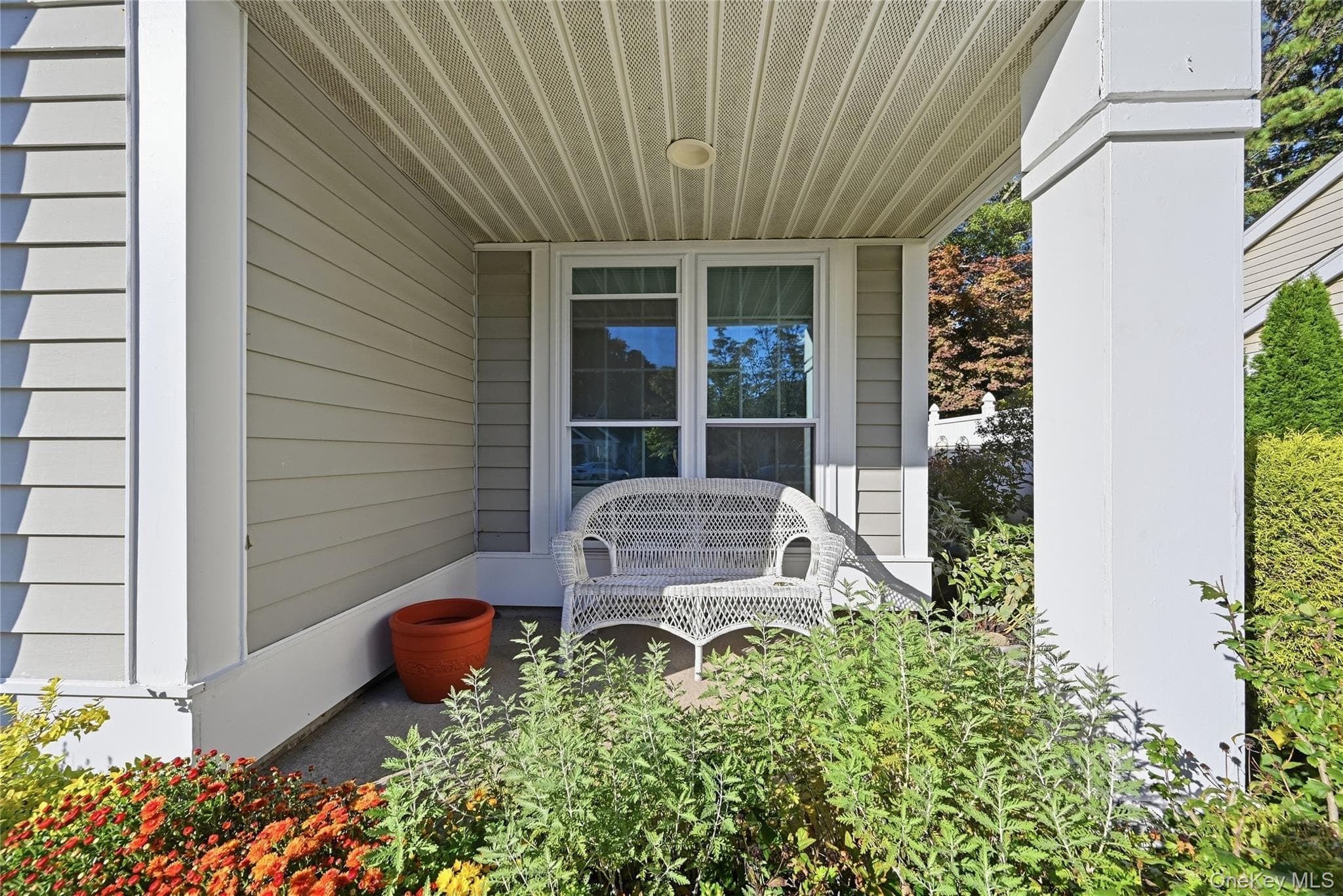 9 Amagansett Court thumbnail 3