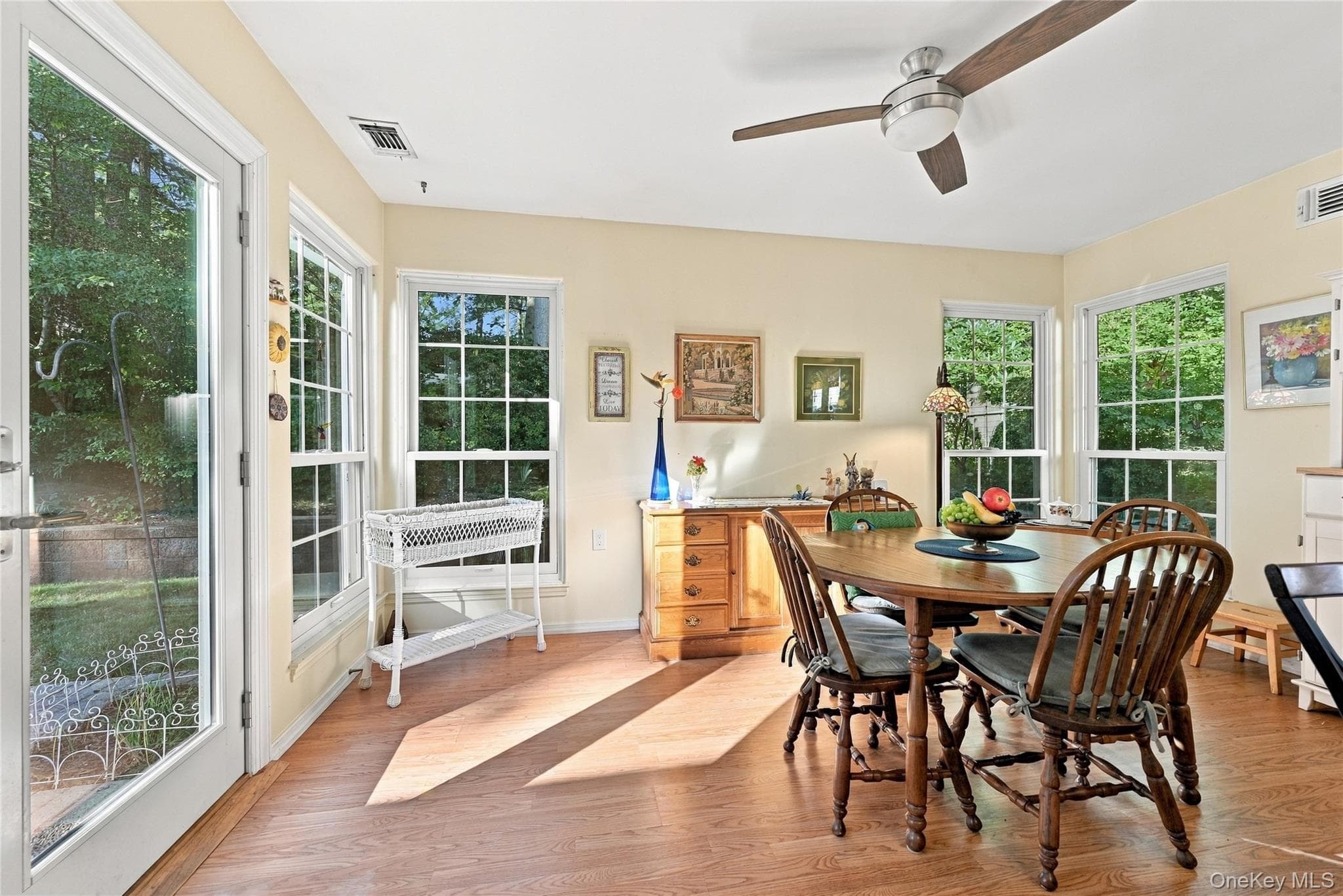 9 Amagansett Court thumbnail 13