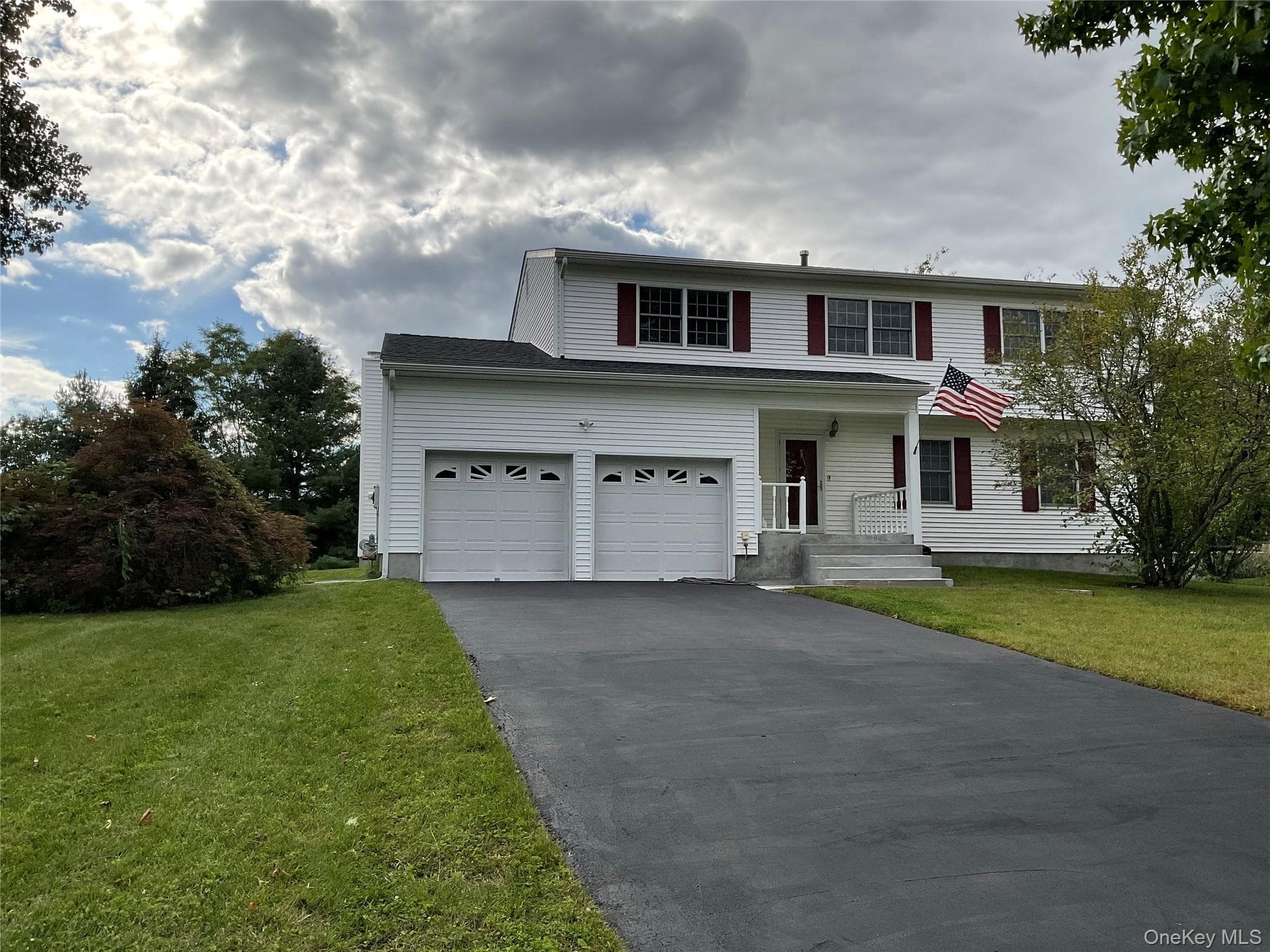 207 Butter Hill Drive photo 1