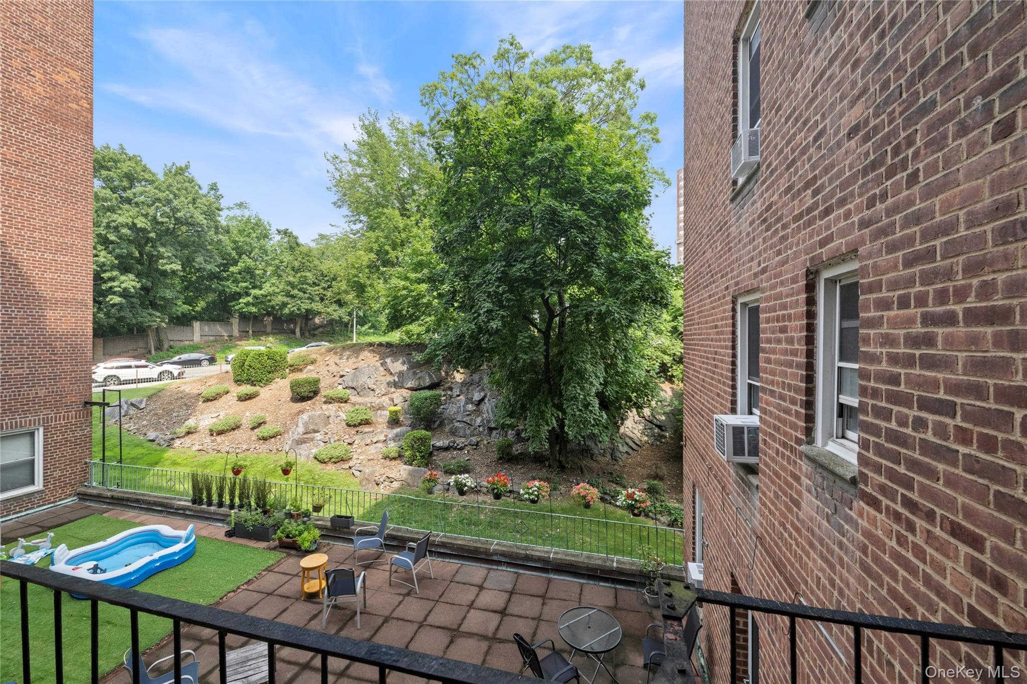 5645 Netherland Avenue Unit: 2F thumbnail 7
