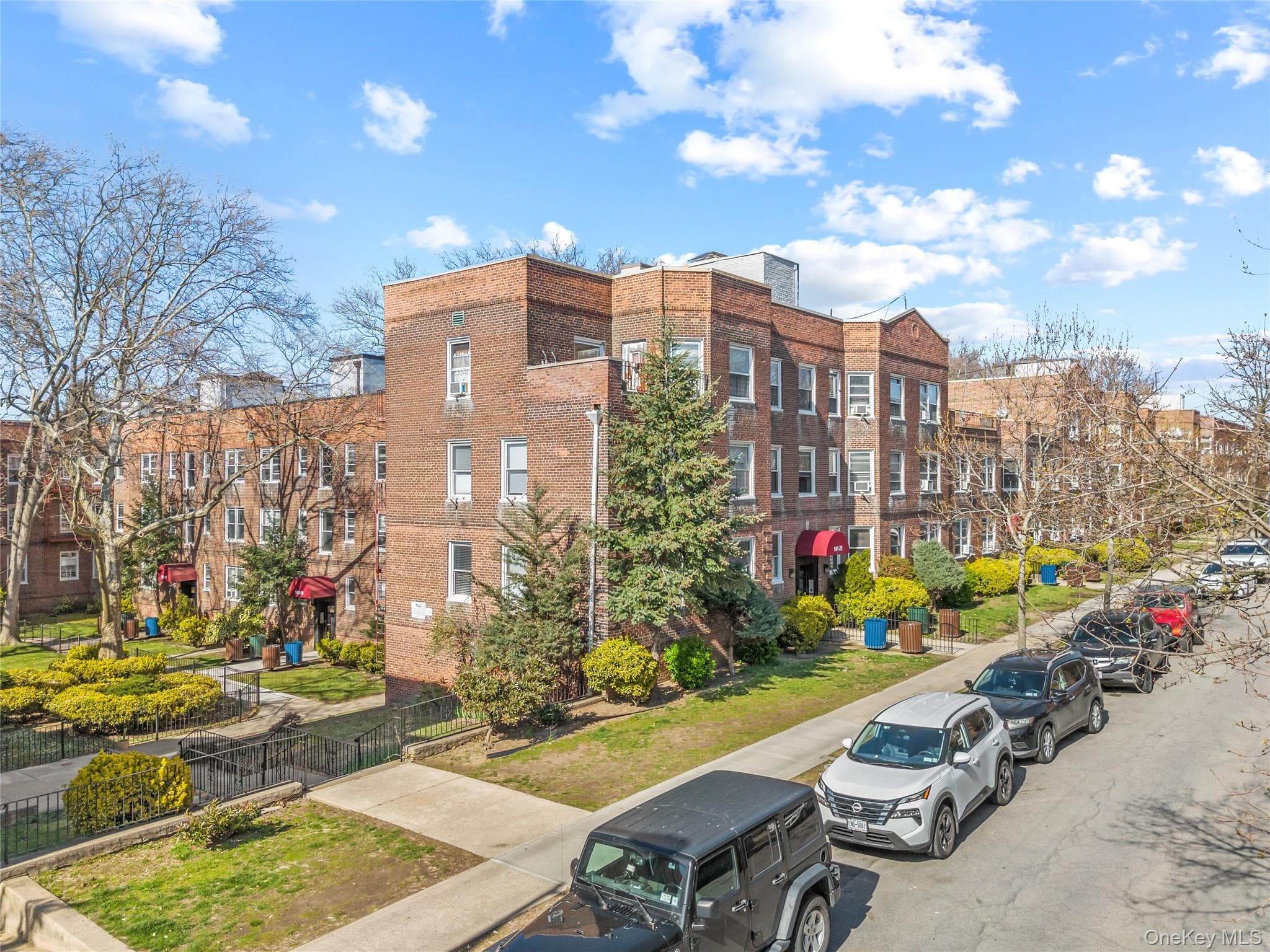 141-21 78th Road Rd Unit: 1B thumbnail 2
