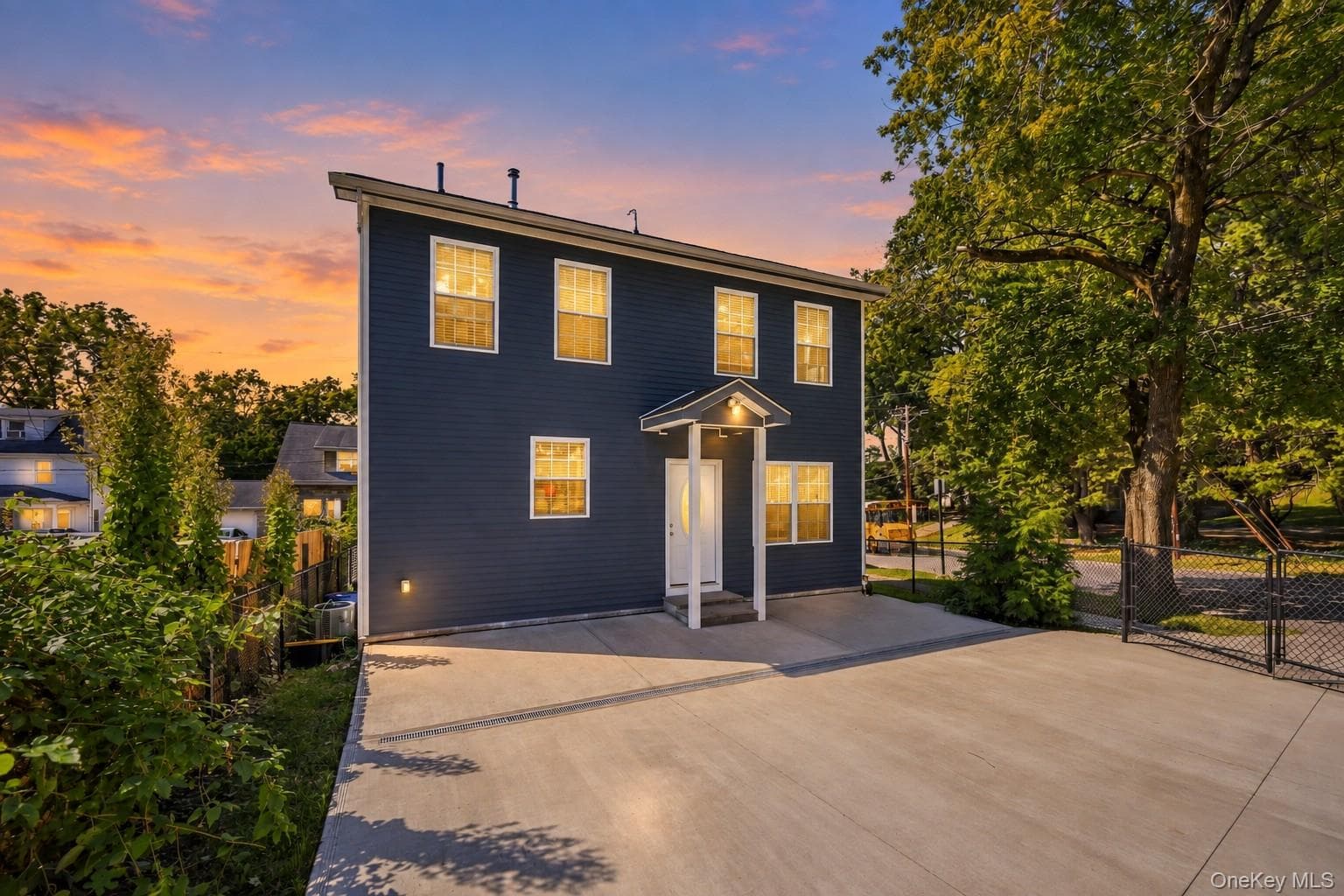 214 Prospect Street photo 1