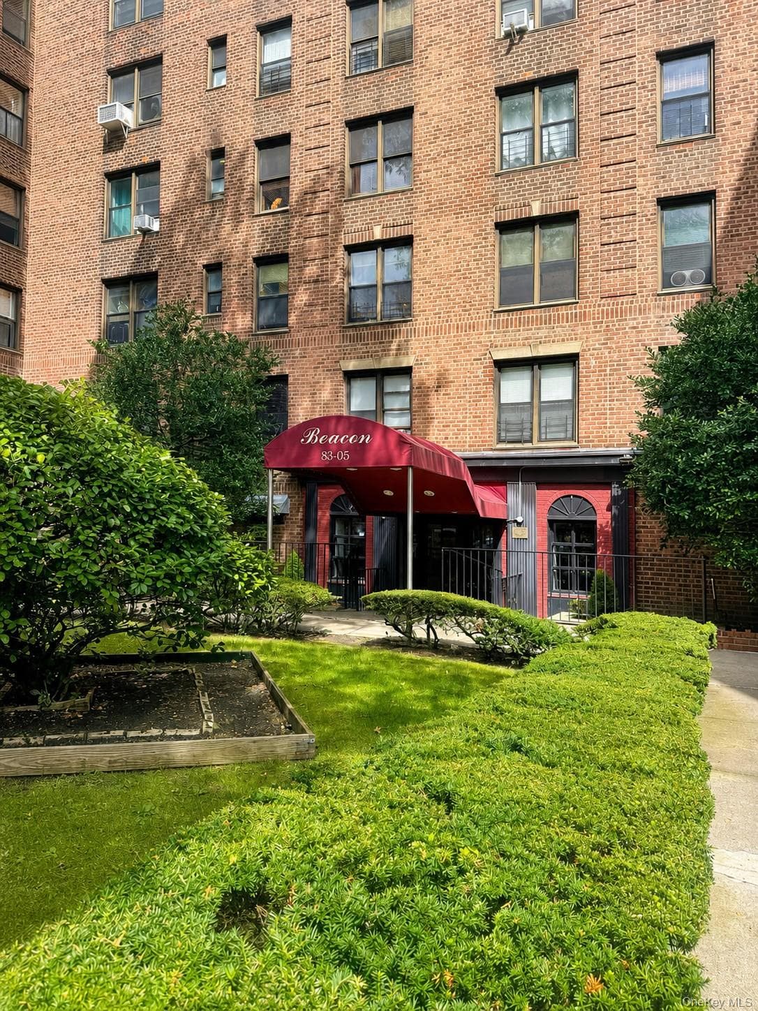 83-05 98 Street Unit: 5B, Woodhaven